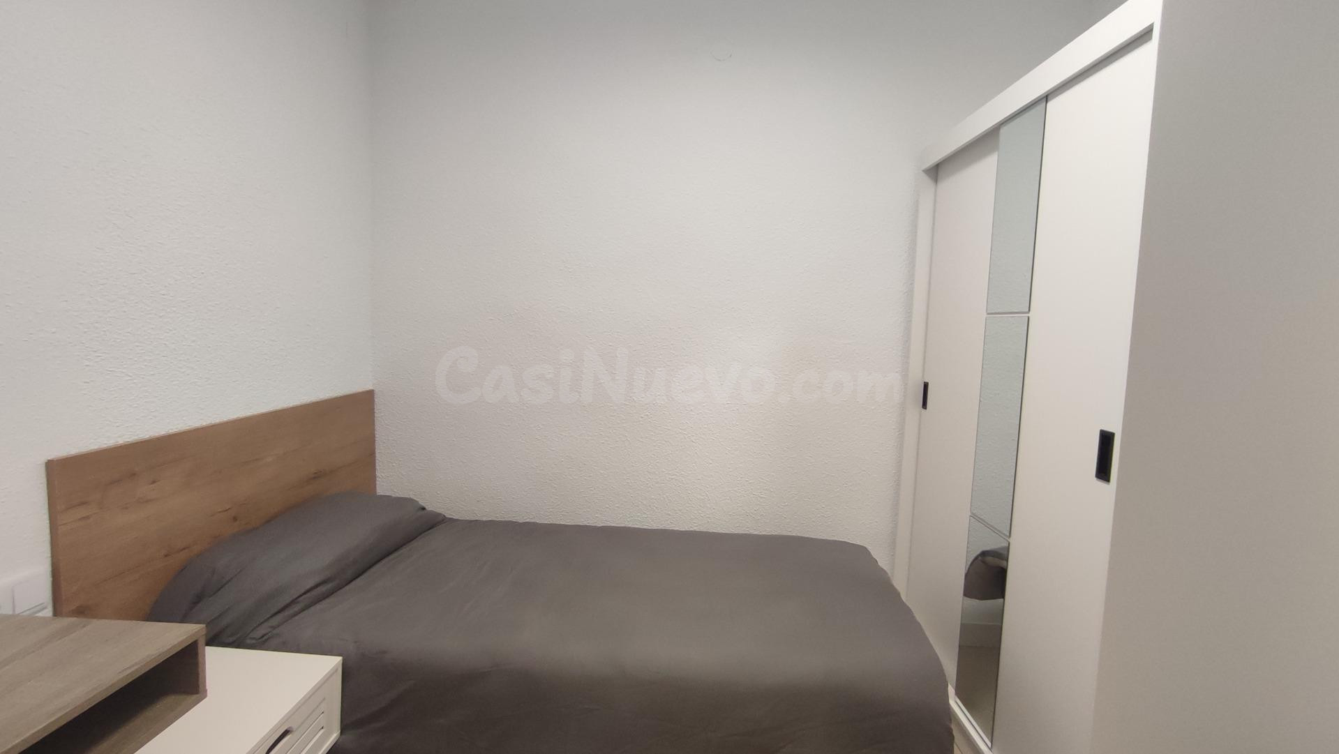 Se alquila habitación en piso para compartir recién reformado – Alquiler temporal muy bien situado - foto 3