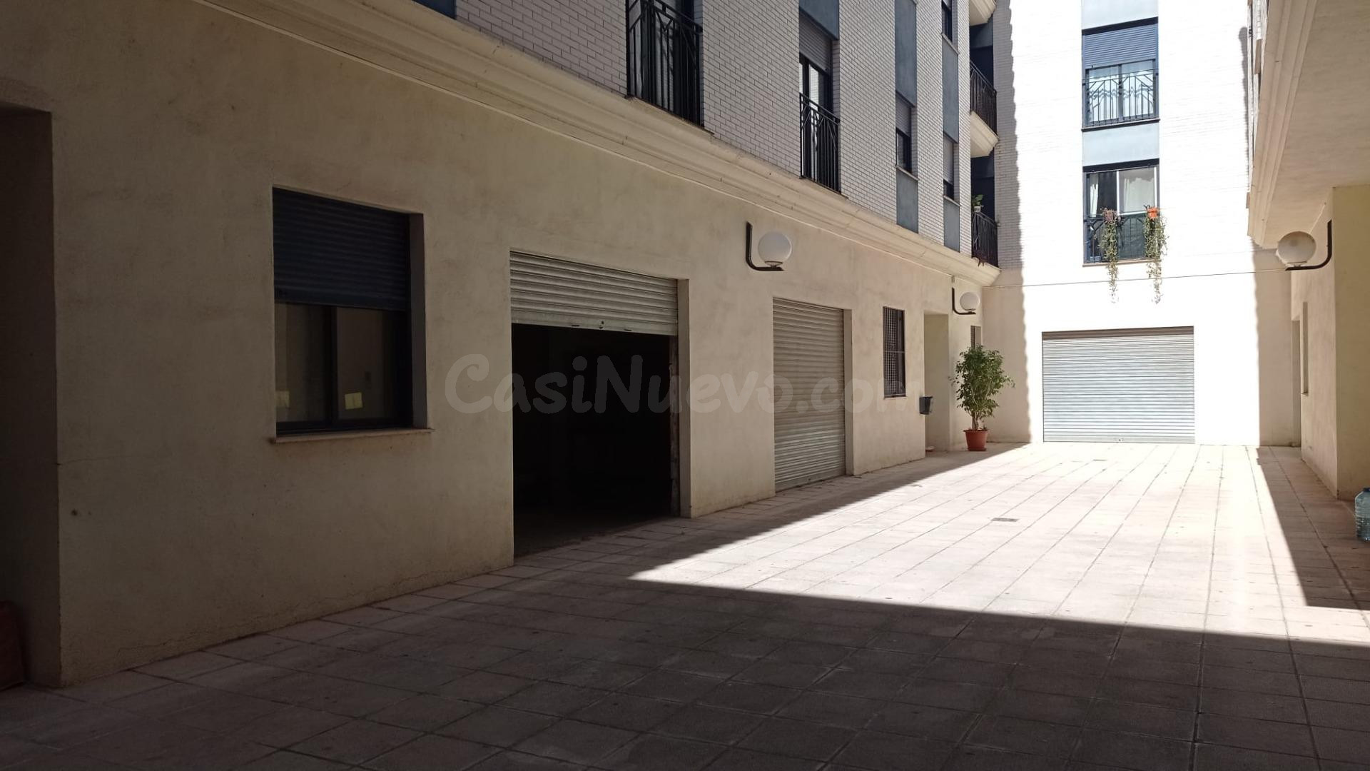 LOCAL EN ALQUILER DIAFANO EN CENTRO DE BORRIOL - foto 5