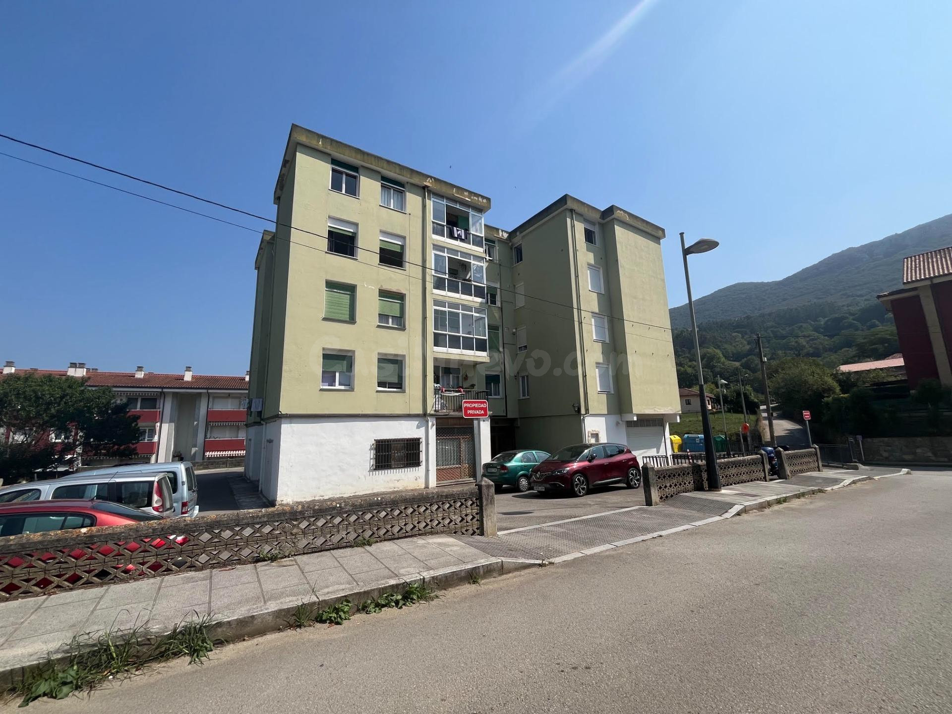 PISO DE 3 DORMITORIOS EN GIBAJA-RAMALES DE LA VICTORIA