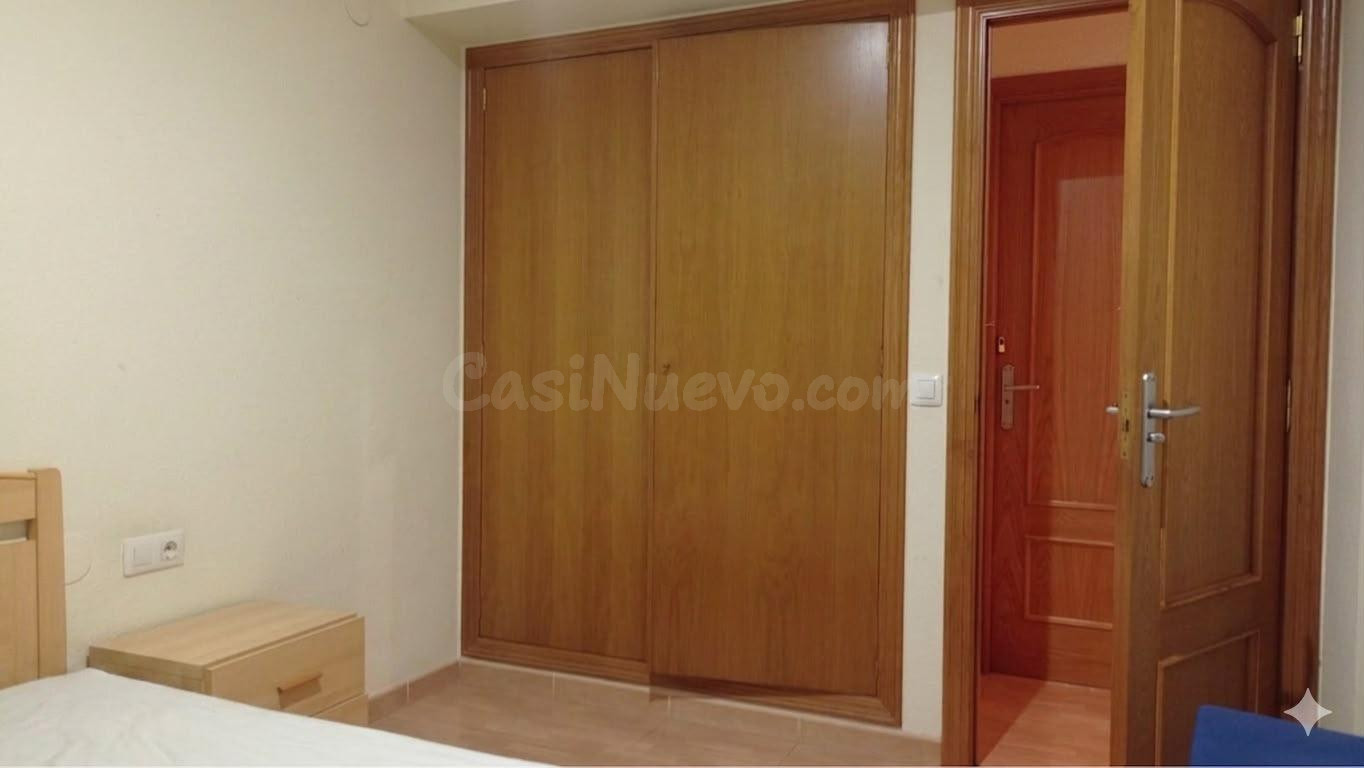 ALQUILA habitación SOLO CHICAS CENTRO DE CASTELLON - foto 2