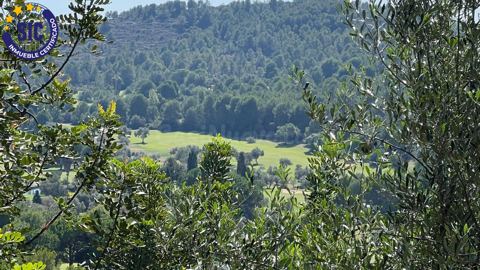 HAZ REALIDAD TU SUEÑO  Exclusiva Parcela con Vistas al Campo de Golf en Urb. La Coma de Borriol CON PROYECTO INCLUIDO Y OTROS EXTAS - foto 3