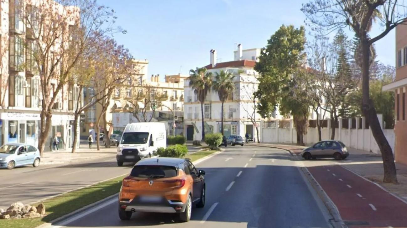 Fantástico Piso de 3 dormitorios con patio de 40 m a un paso del centro y de la playa por 254.900€ - foto 2