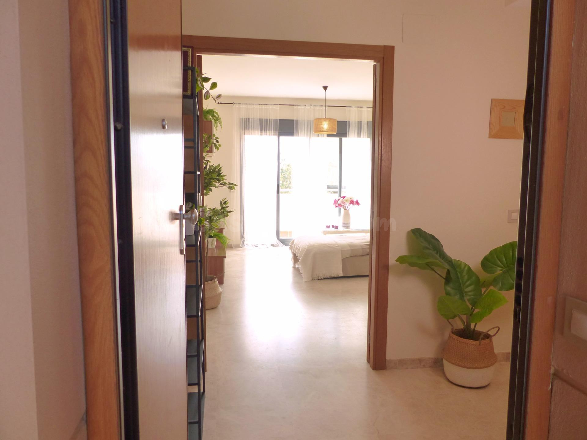 ¡¡¡PRECIOSO PISO DE DOS DORMITORIOS CON GARAJE Y TRASTERO EN - foto 2