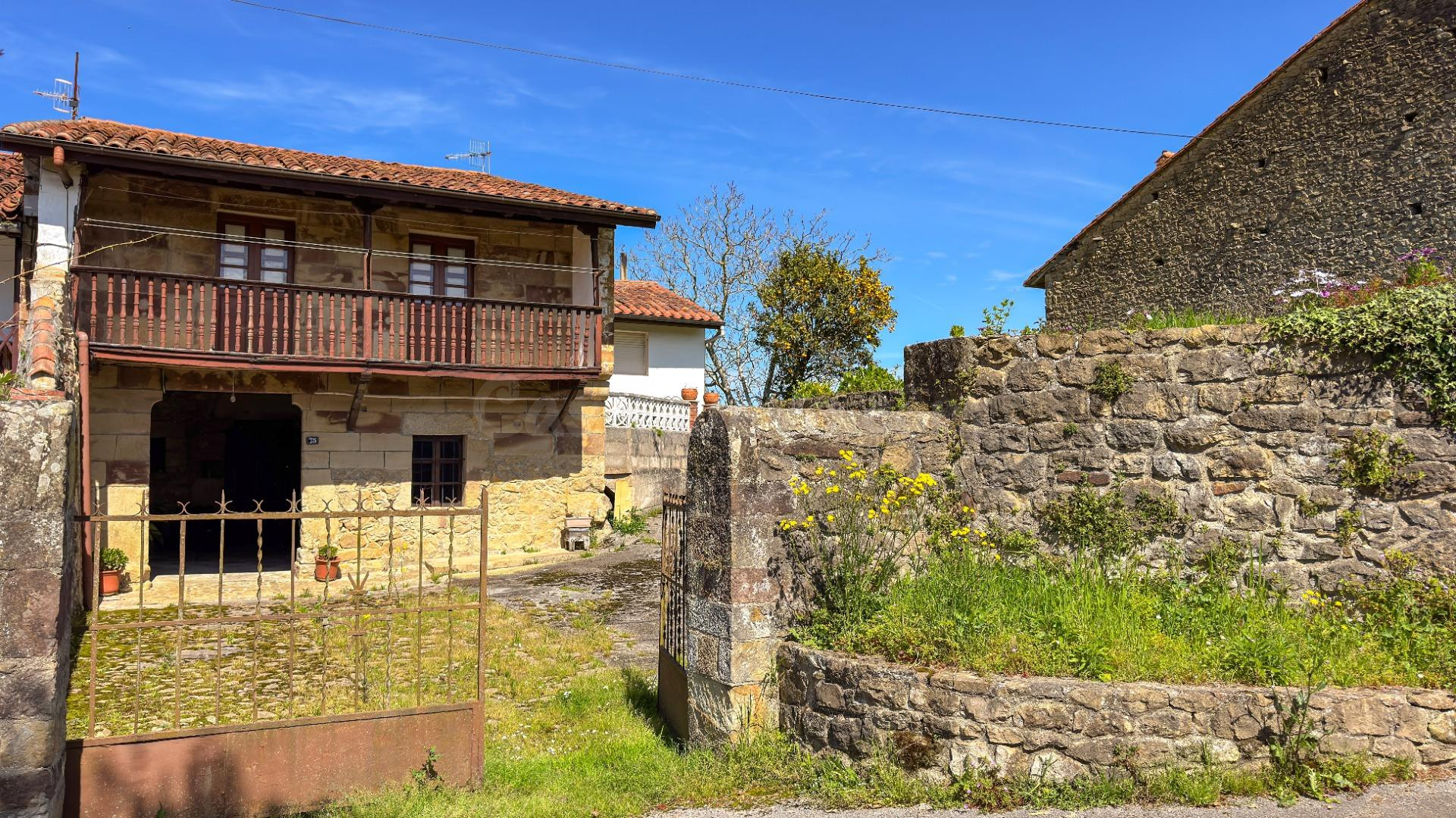 TIPICA CASA MONTAÑESA PARA REHABILITAR EN RUISEÑADA - COMILL - foto 5