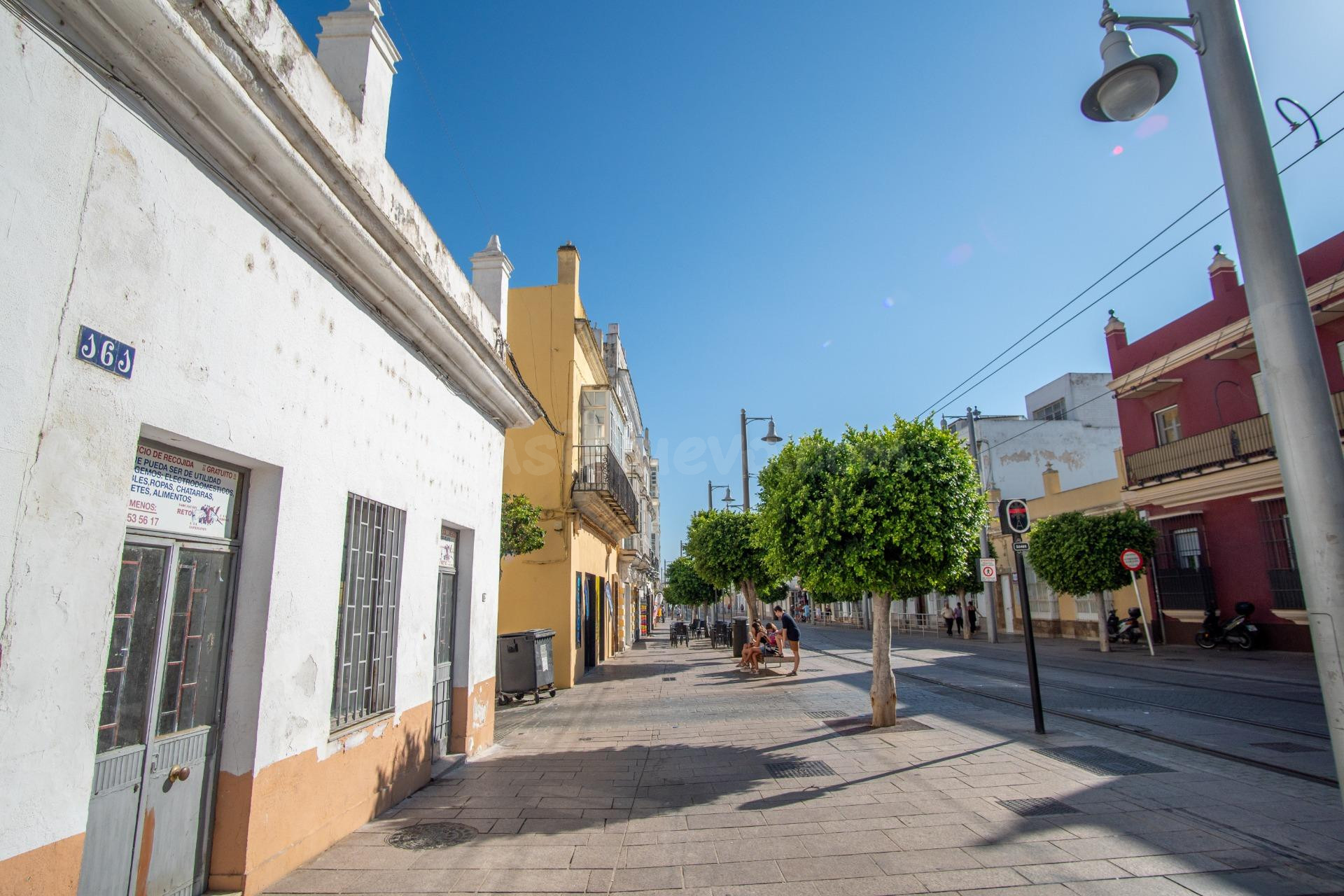 ¡Oportunidad Única en el Corazón de San Fernando! Local en V - foto 4