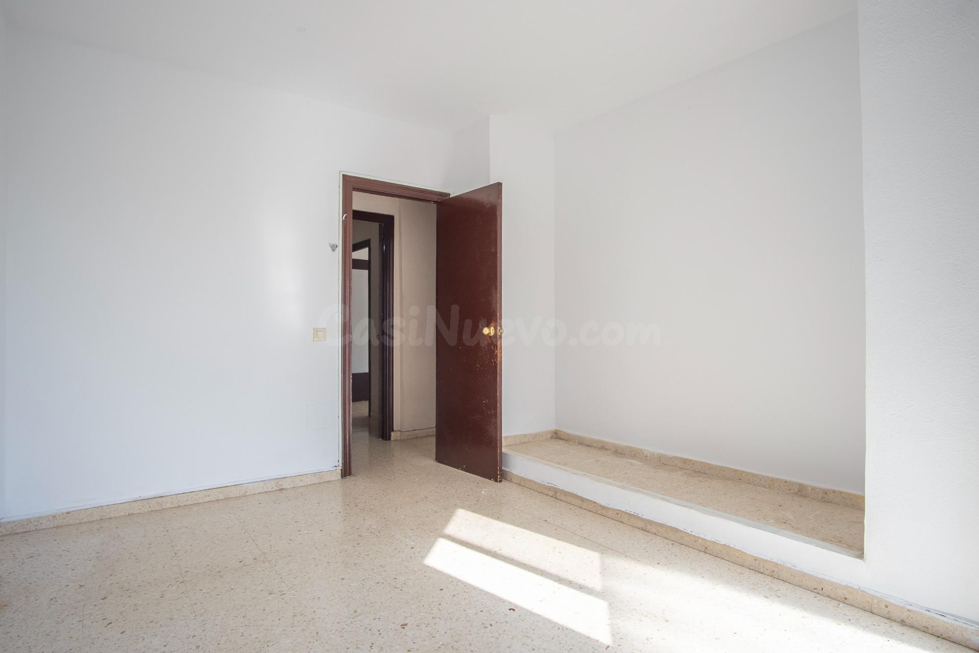 Luz, altura y todo el potencial para crear tu hogar ideal en San Fernando - foto 3