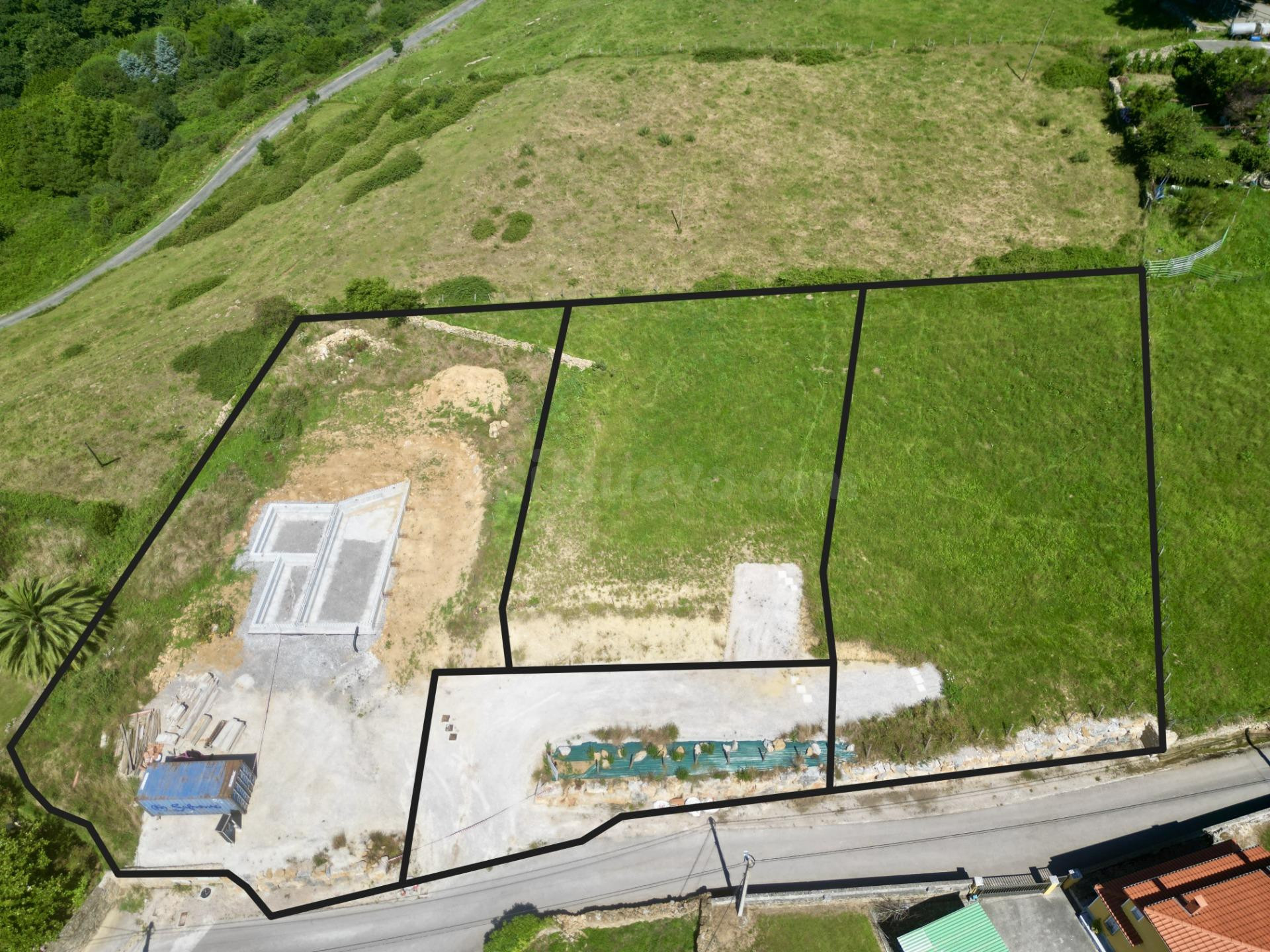 PARCELA EDIFICABLE EN FRESNEDO — FINCA 1 DE 3 | DIVISIÓN HORIZONTAL - foto 2