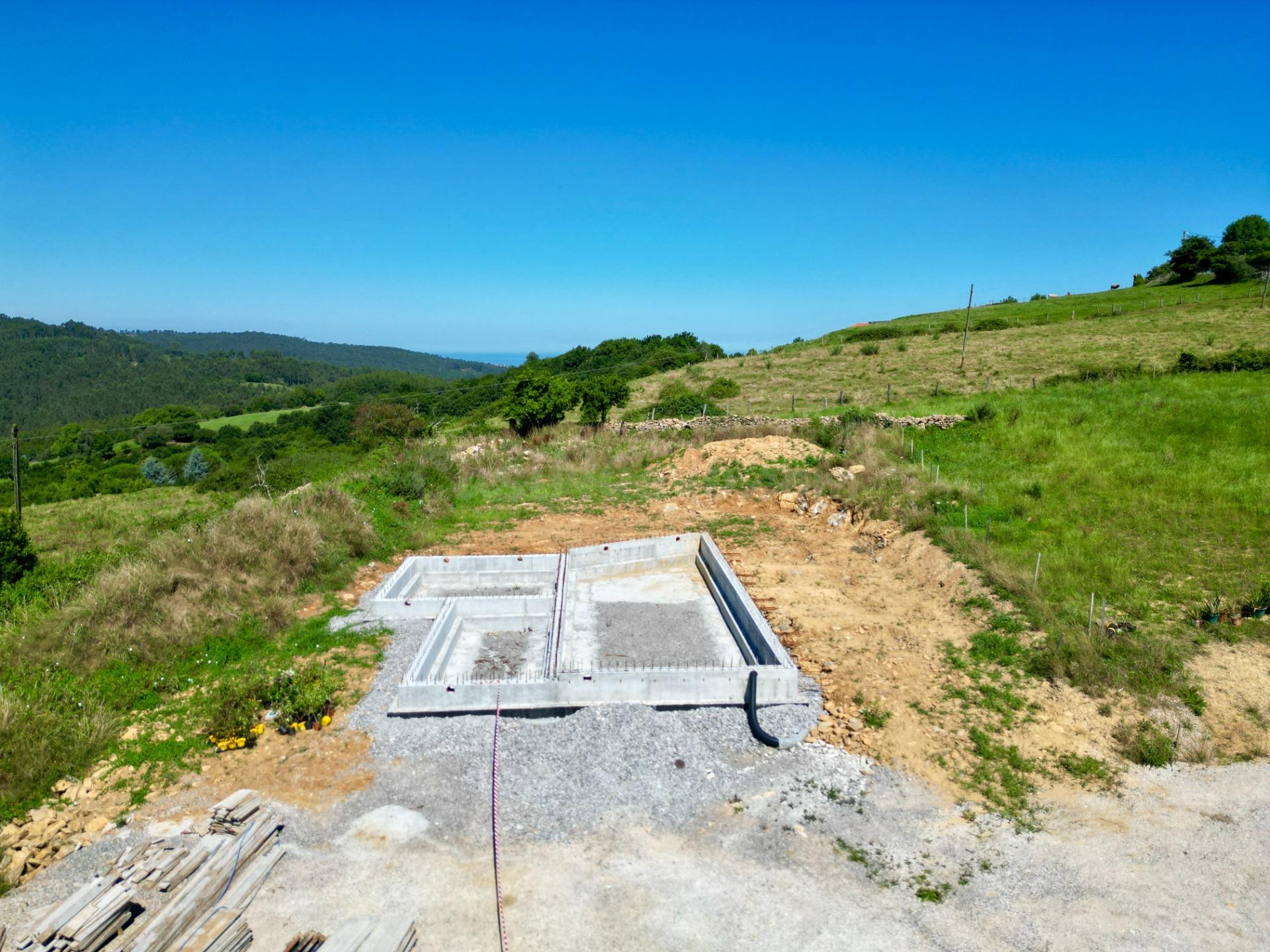PARCELA CON PROYECTO Y LICENCIA EN FRESNEDO — FINCA 3 DE 3 | DIVISIÓN HORIZONTAL