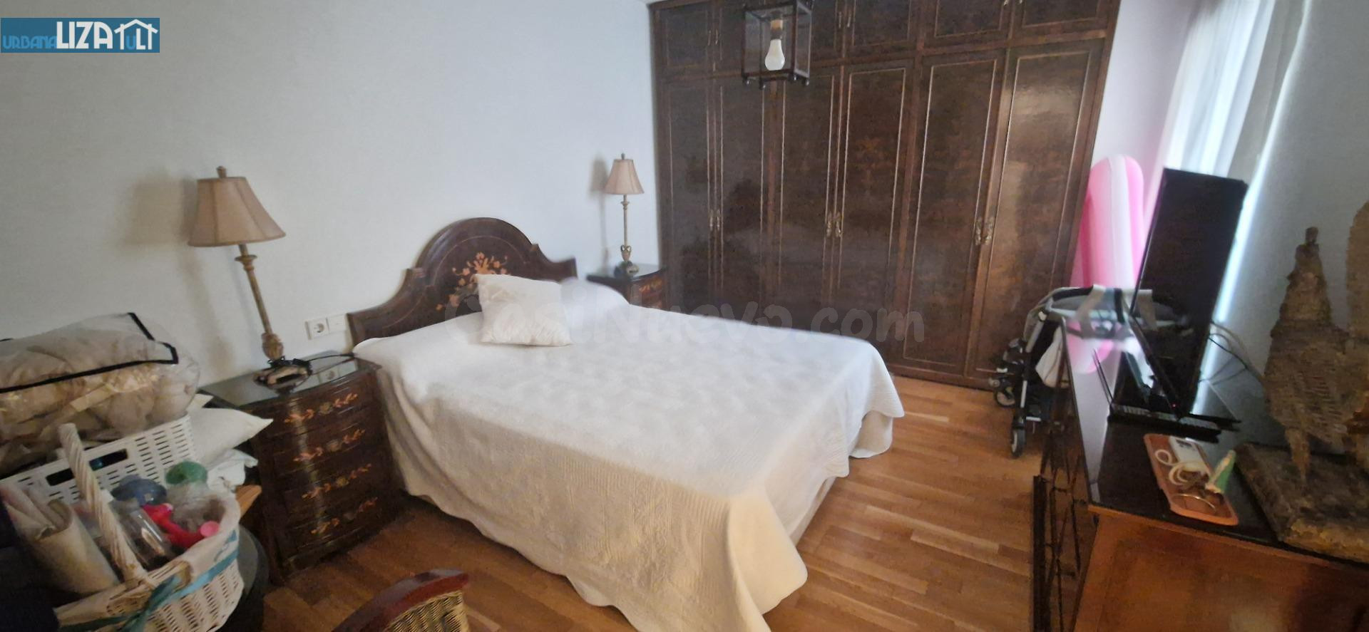Amplio Piso Semireformado en el Corazón de Alicante - foto 4
