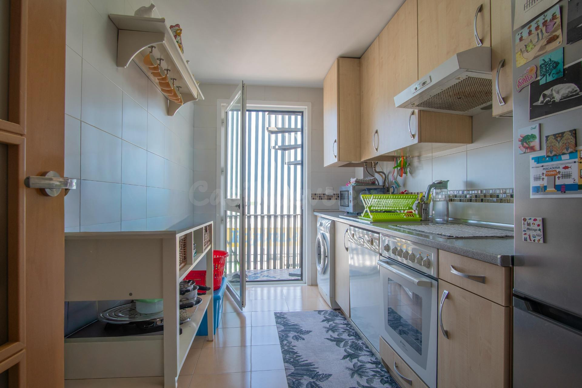 Tu hogar, tu refugio...con una terraza solarium de 60m2 y plaza de aparcamiento mas trastero - foto 2
