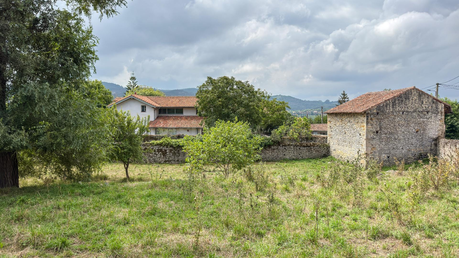 TERRENO URBANO EN LIANDRES - RUILOBA