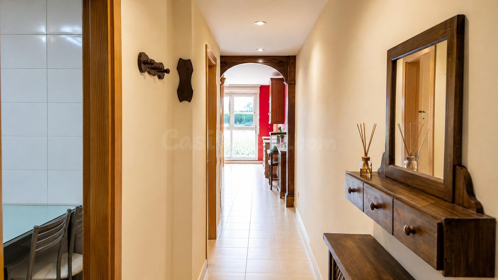 APARTAMENTO CON GARAJE Y TRASTERO EN COMILLAS - foto 3