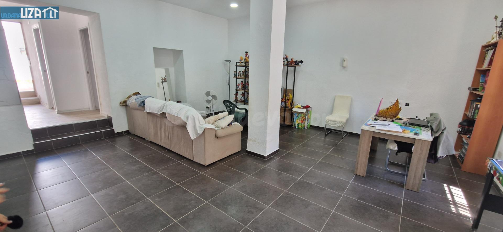 Casa en el Centro de Villafranqueza: Oportunidad Única - foto 2