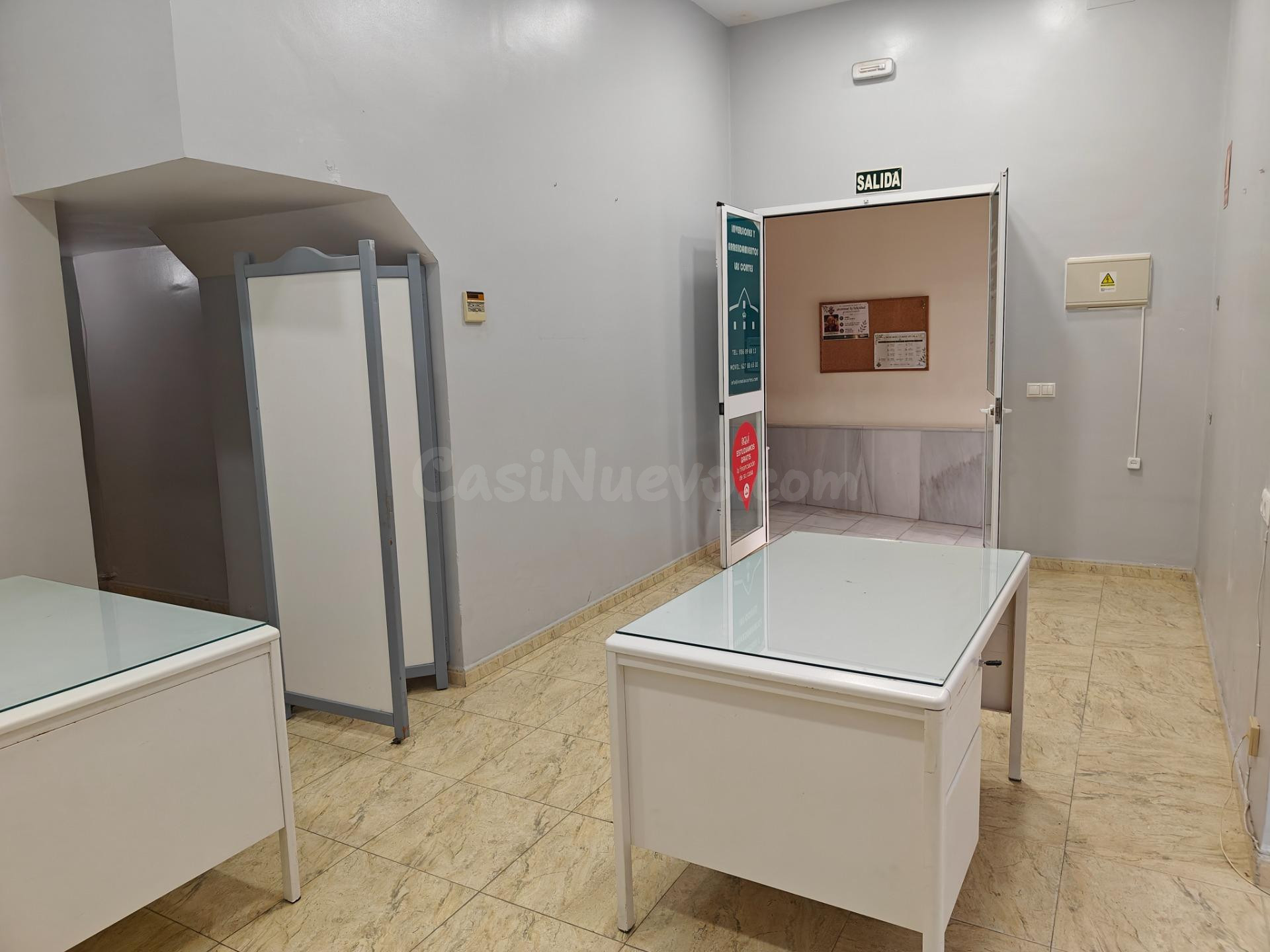 ¡Oportunidad Única! Local Comercial Reformado en San Fernand - foto 3