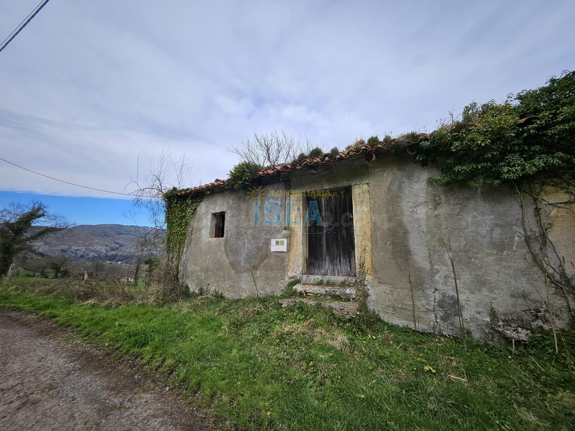 Cabaña para restaurar de 150 m2 y 22.000 m2 de Terreno - foto 4