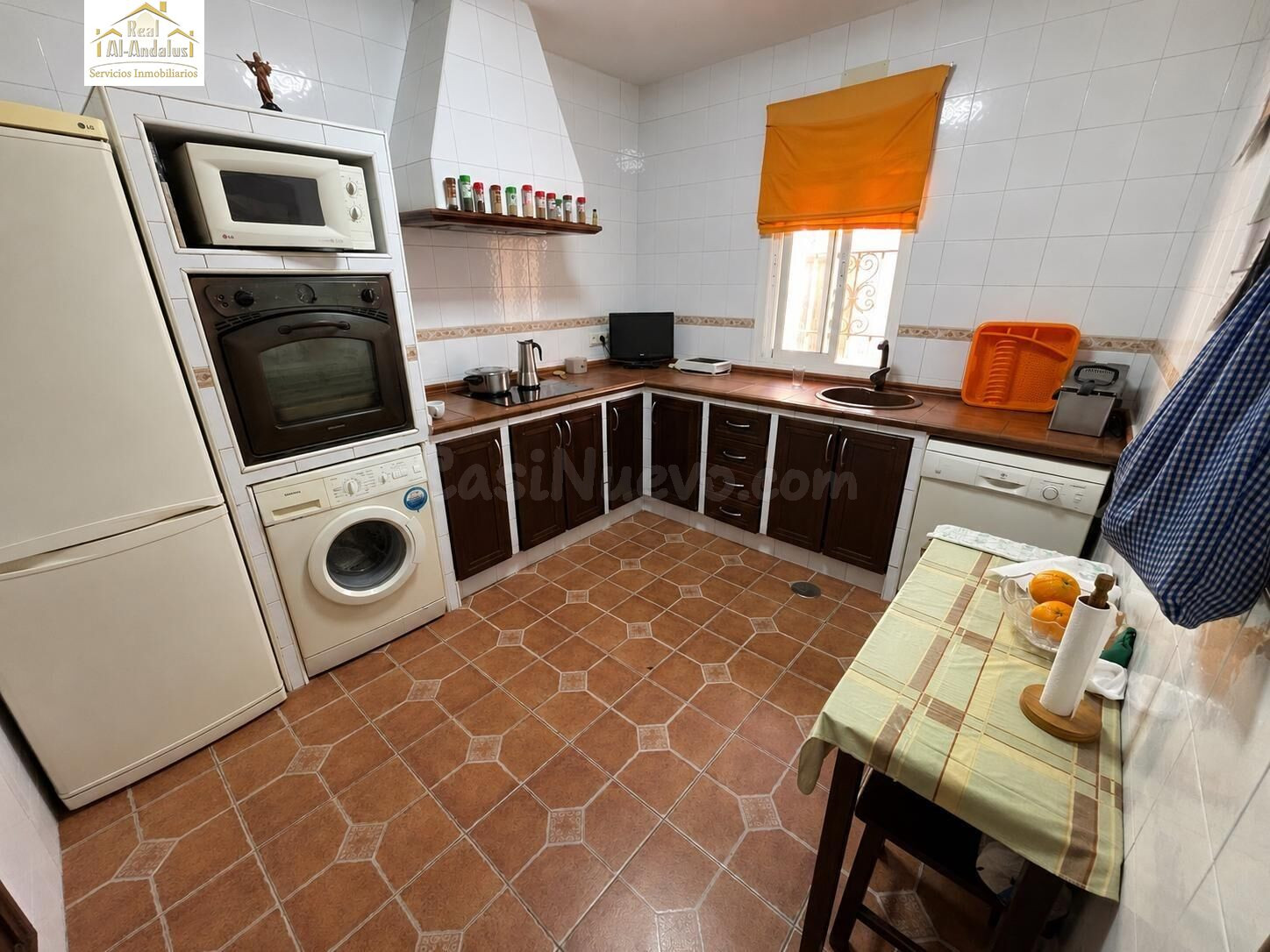 CASA EN VENTA EN EL CENTRO DE PUERTO REAL.