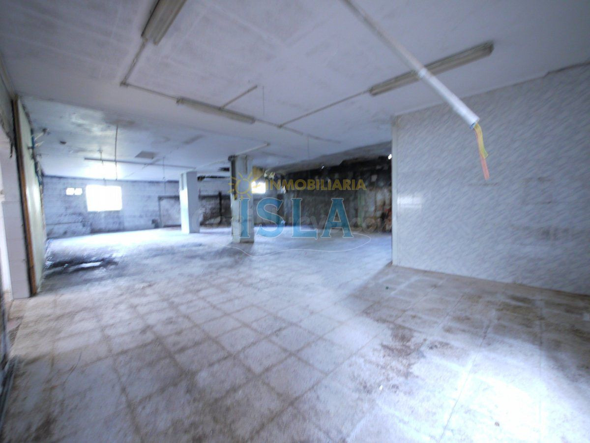 A la venta, en Limpias, dos Locales Comerciales y Nave - foto 4