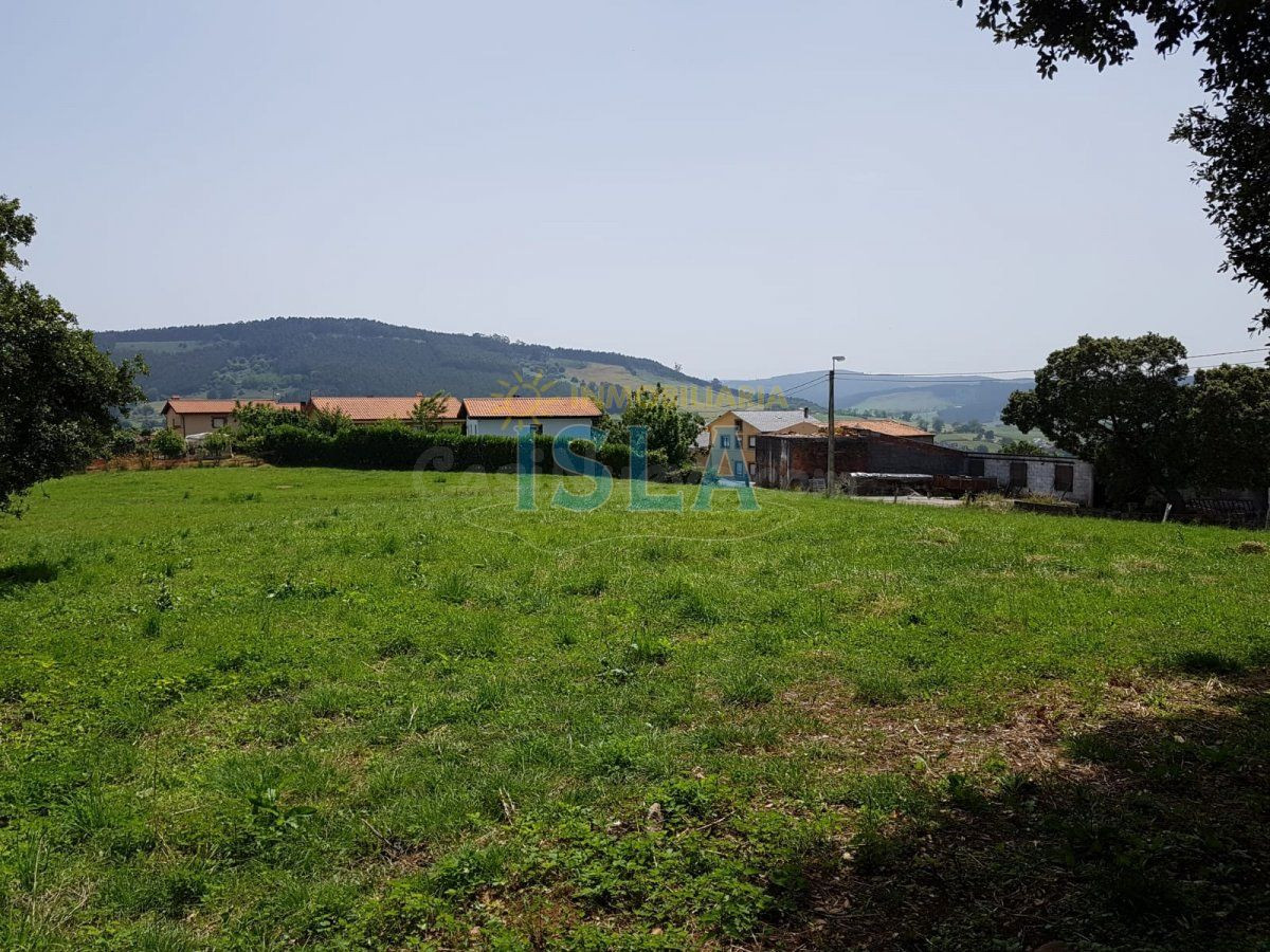 Terreno Urbano de 5.200 m2 en Arnuero a pocos km de las play - foto 2