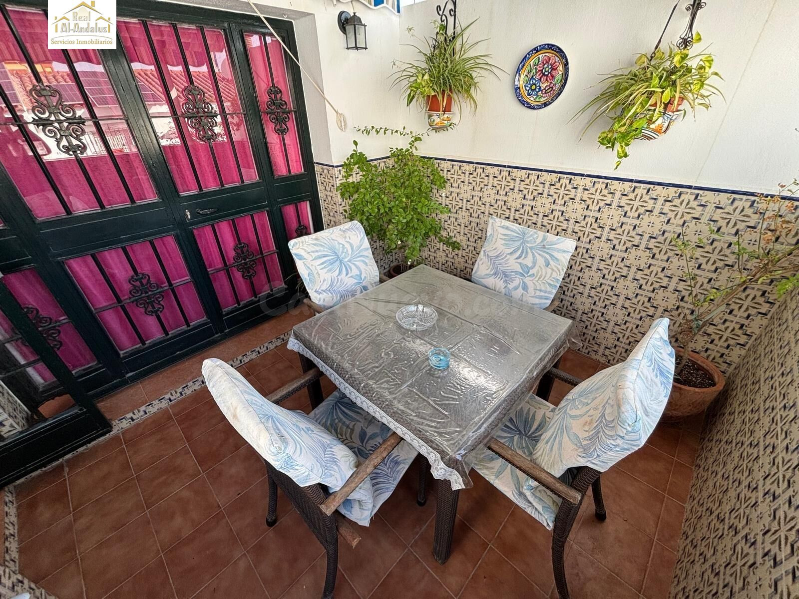 MAGNIFICA CASA  EN PRIMERA PLANTA EN EL CENTRO DE PUERTO REAL - foto 2