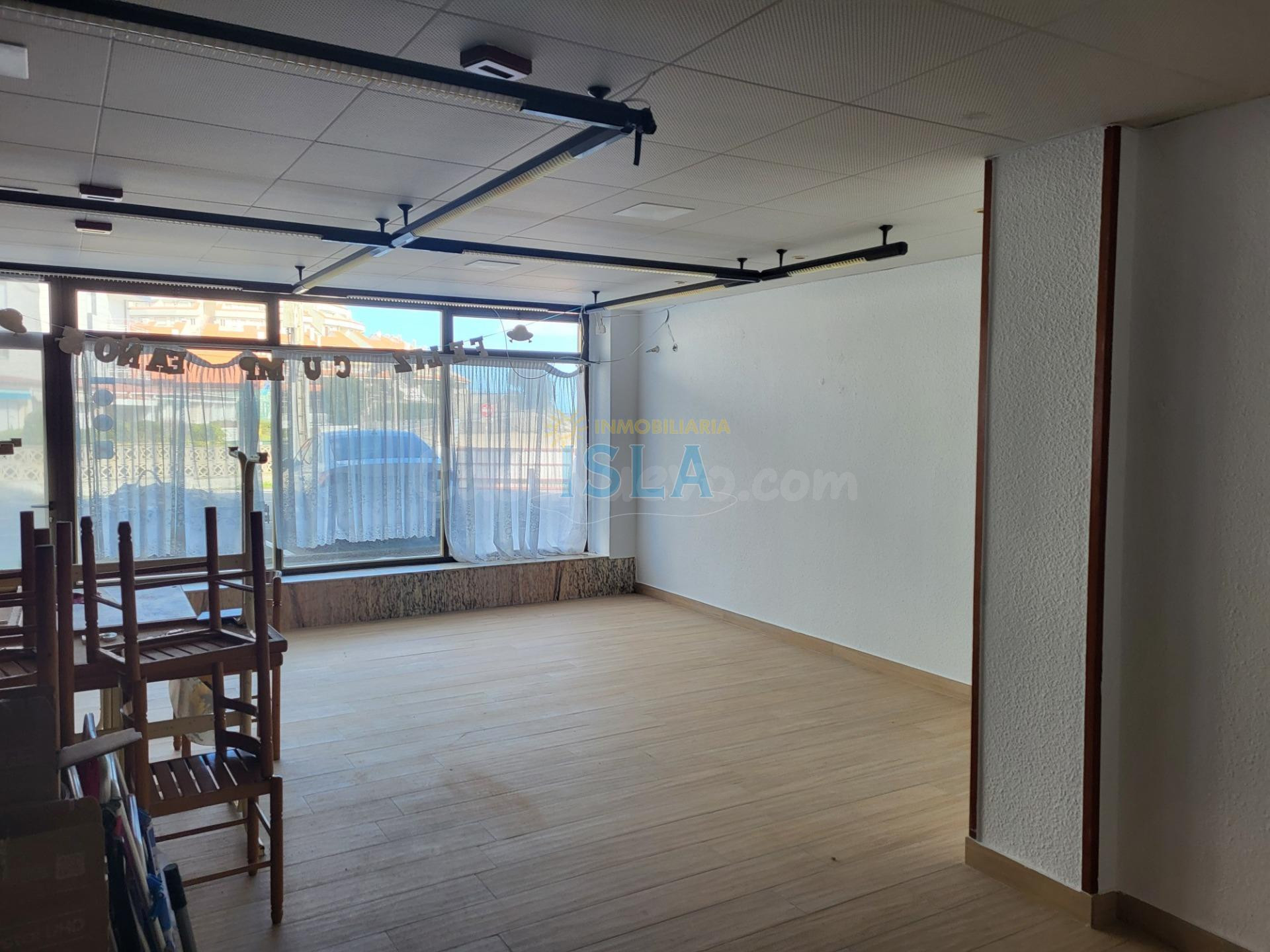 Local comercial 93m² en venta - Isla playa - foto 2
