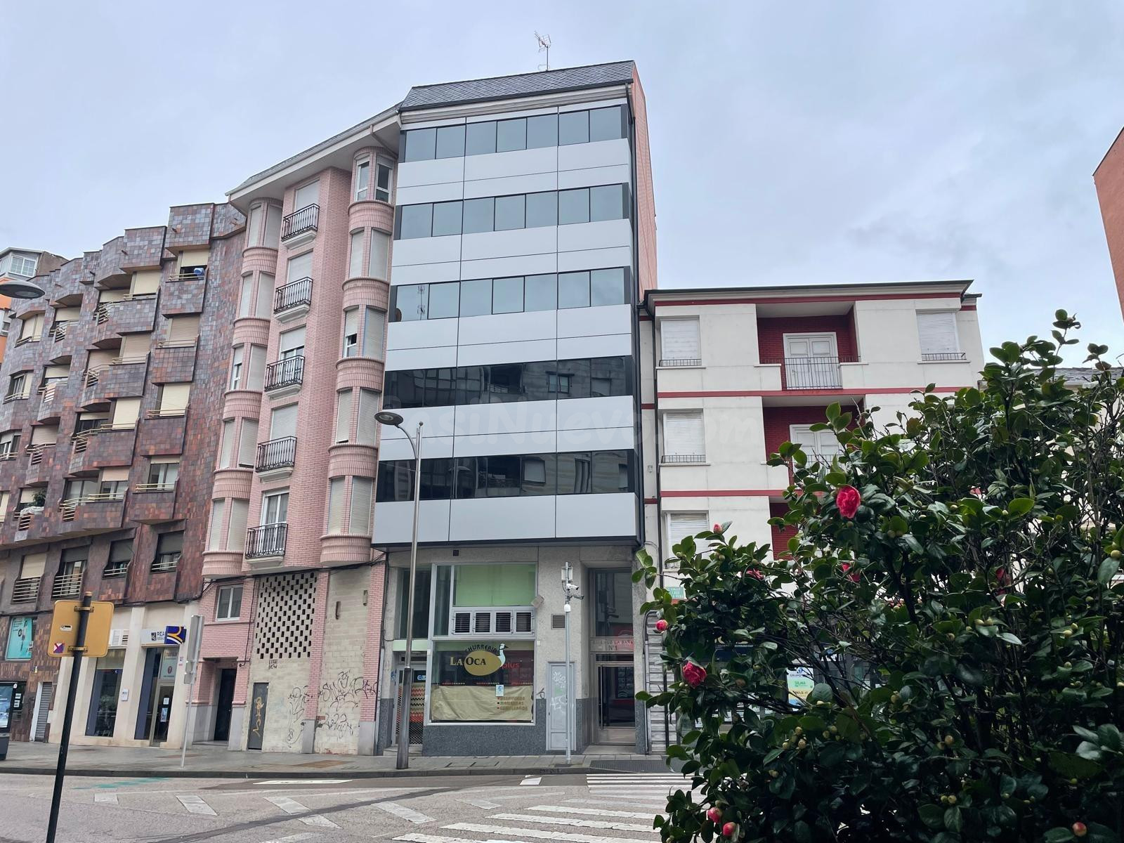 ALQUILER DE ESTUDIOS Y APARTAMENTOS - foto 2