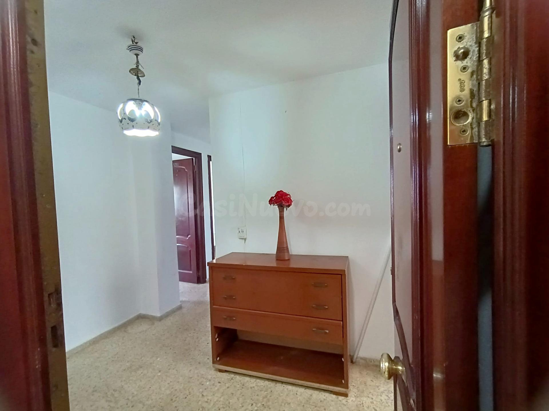 Magnífico piso de 4 dormitorios con terraza y vistas a la Plaza del Carmen - foto 2