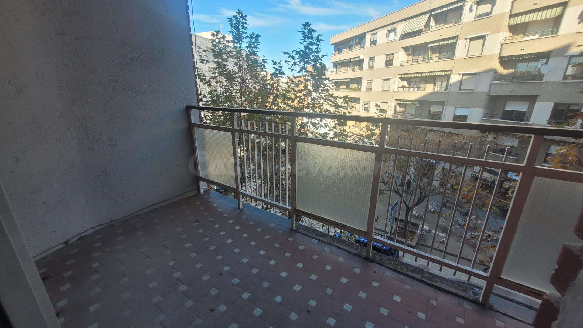 Piso 1 habitación 50m² en venta - AVENIDA PRIMERO DE MAYO - foto 4