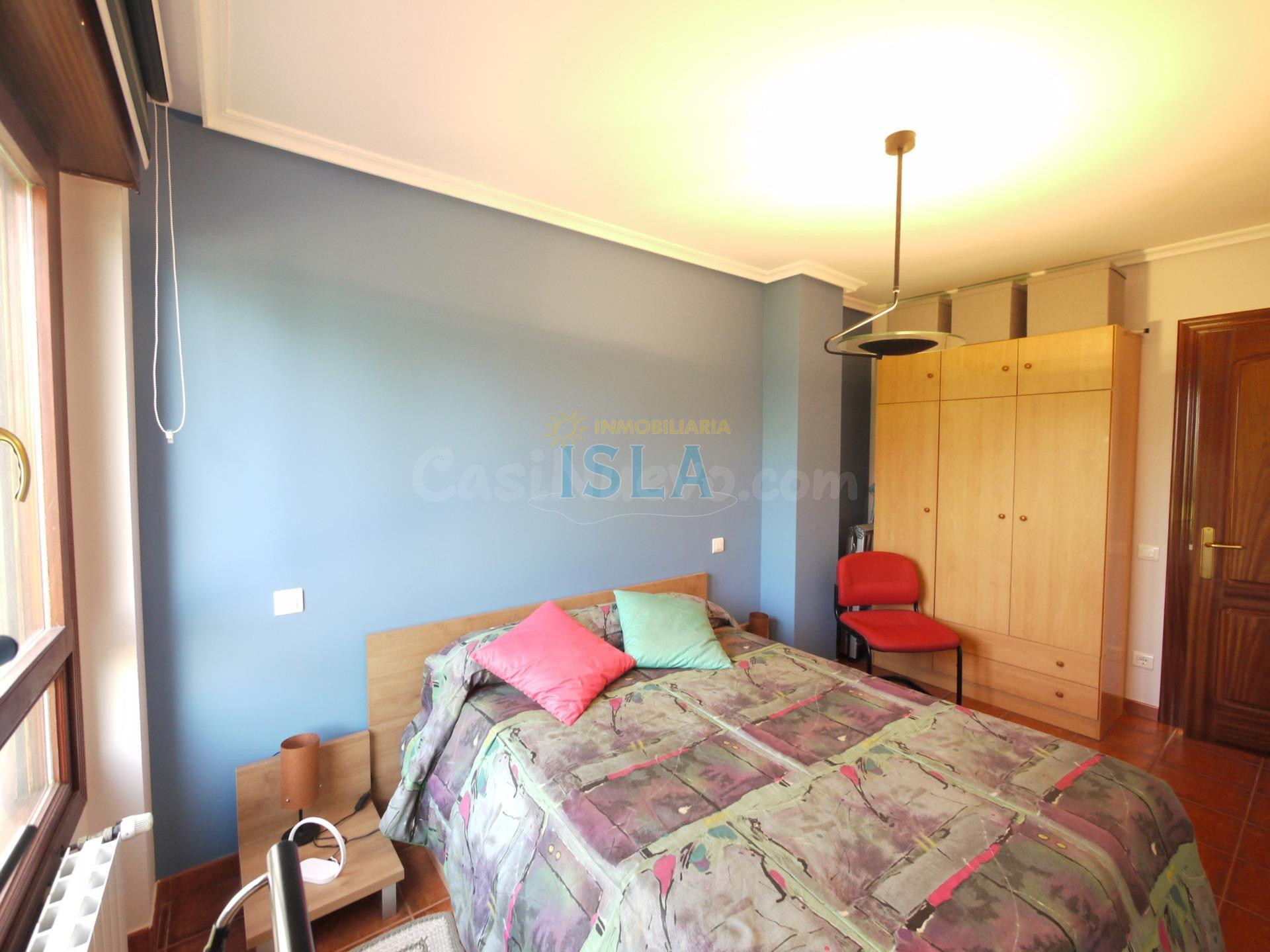 Frente a la Playa de Ris: amplitud, comodidad y una ubicación privilegiada - foto 5