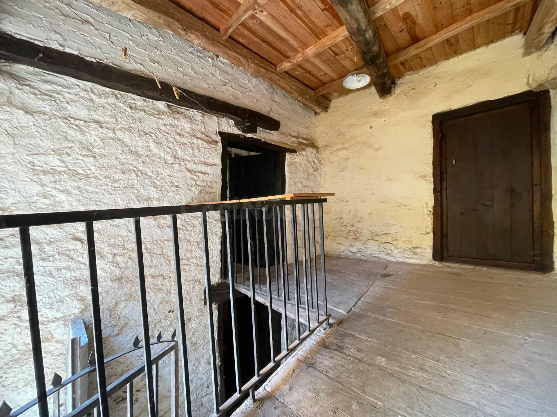 SE VENDE CASA DE PUEBLO Y MUCHAS PARCELAS RÚSTICAS - foto 5