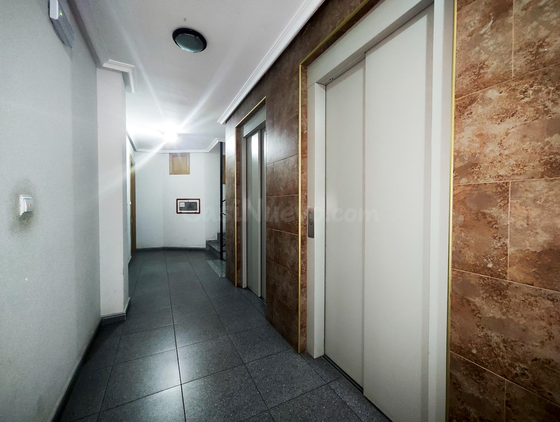 Piso con cochera Calle Cordoba - foto 4