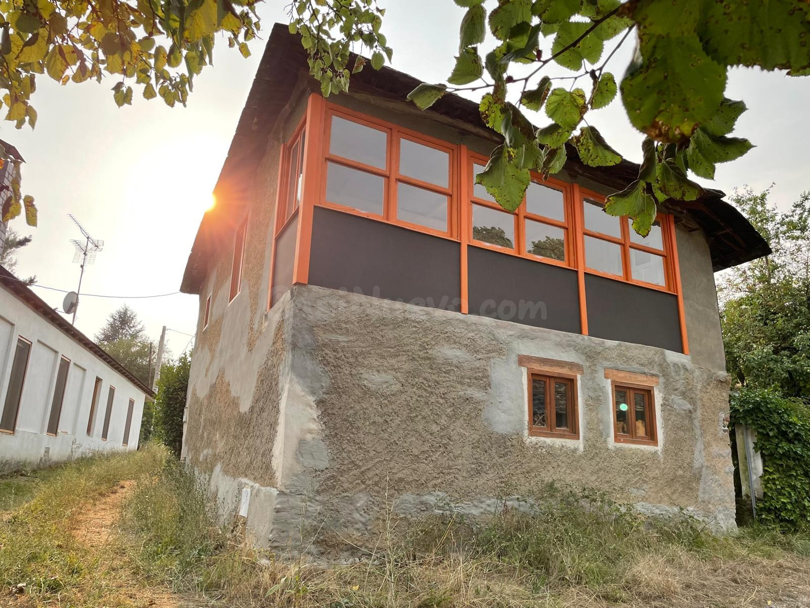 SE VENDE CASA CON ENCANTO ÚNICA EN EL BIERZO - foto 4