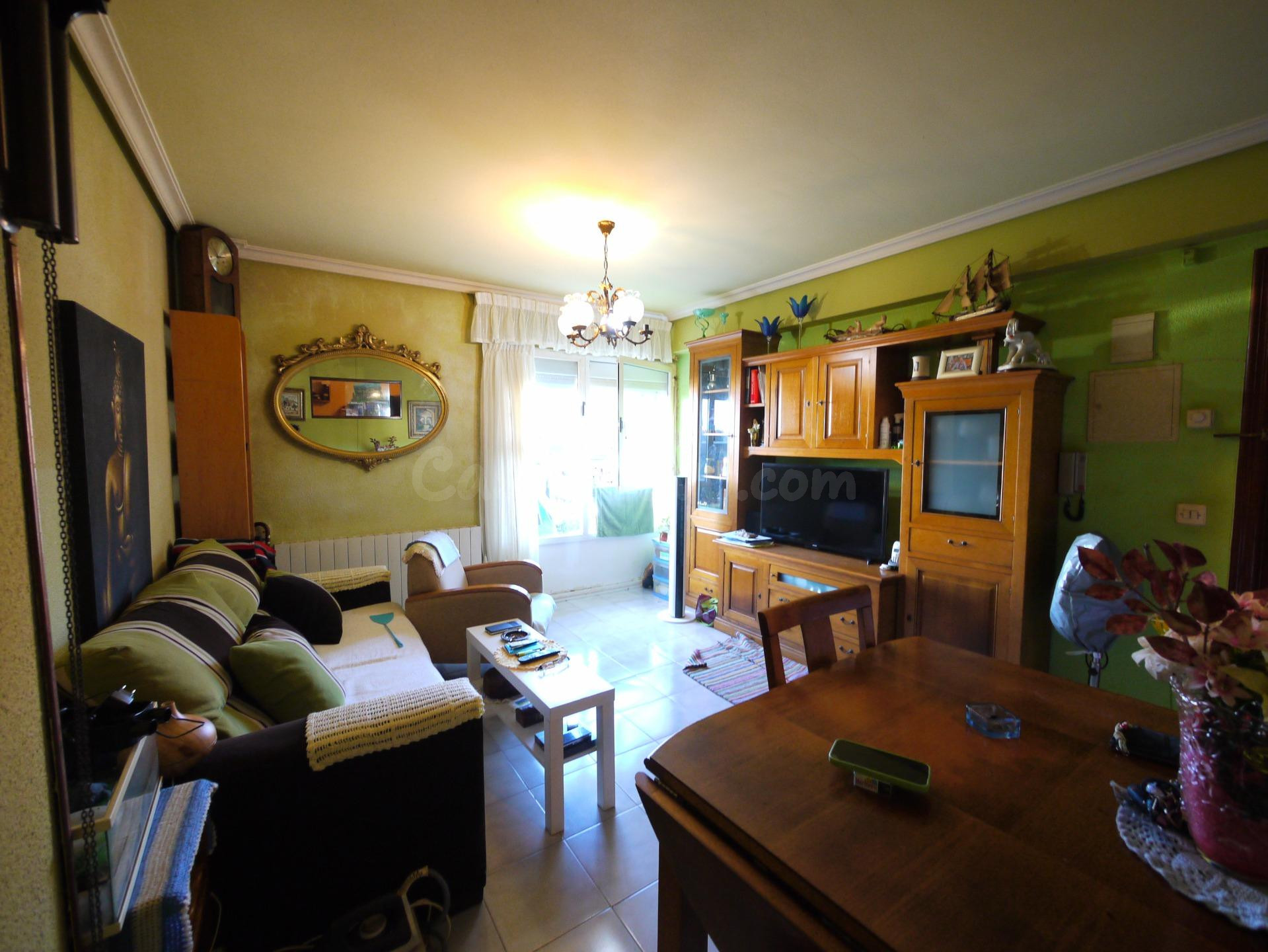 APARTAMENTO EN ISLA, A 150 M DE LA PLAYA Y CON GARAJE - foto 5