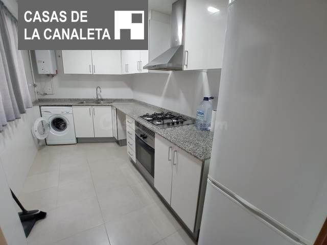 PISO SEMINUEVO AL LADO DEL PARQUE DE CABECERA - foto 5
