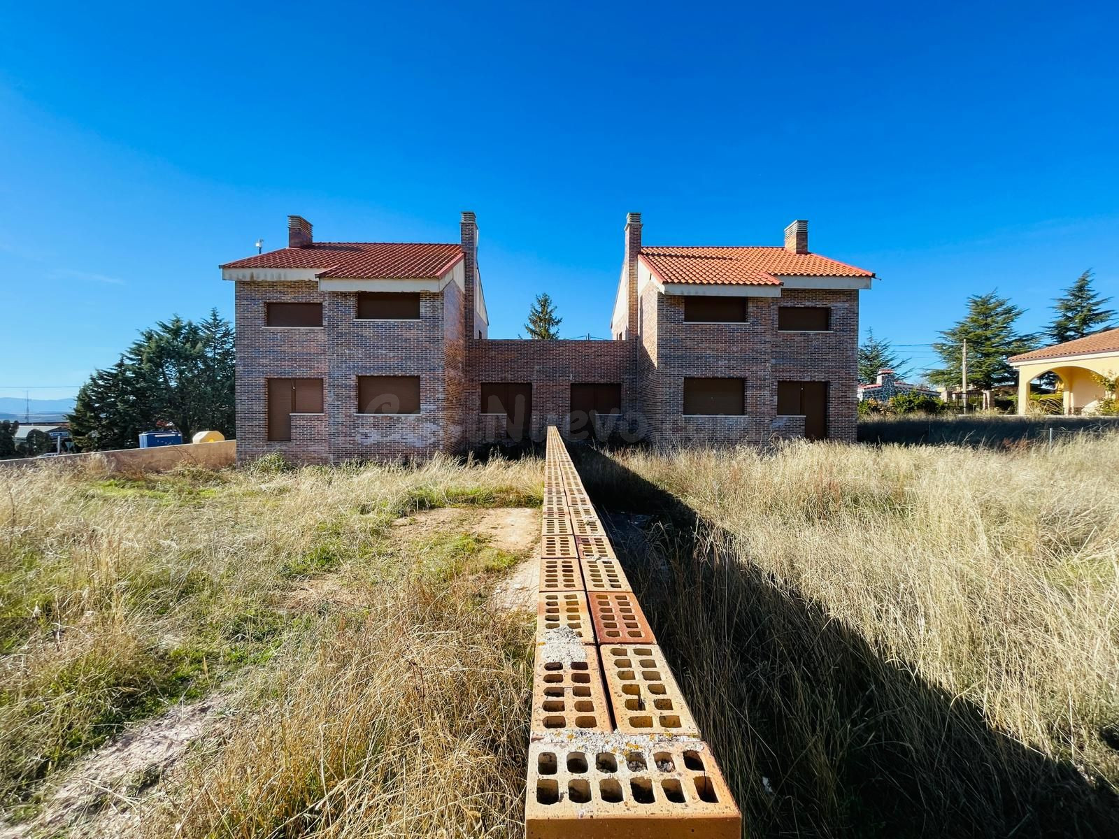 Pareado 5 habitaciones 272m² en venta - Castilla y leon