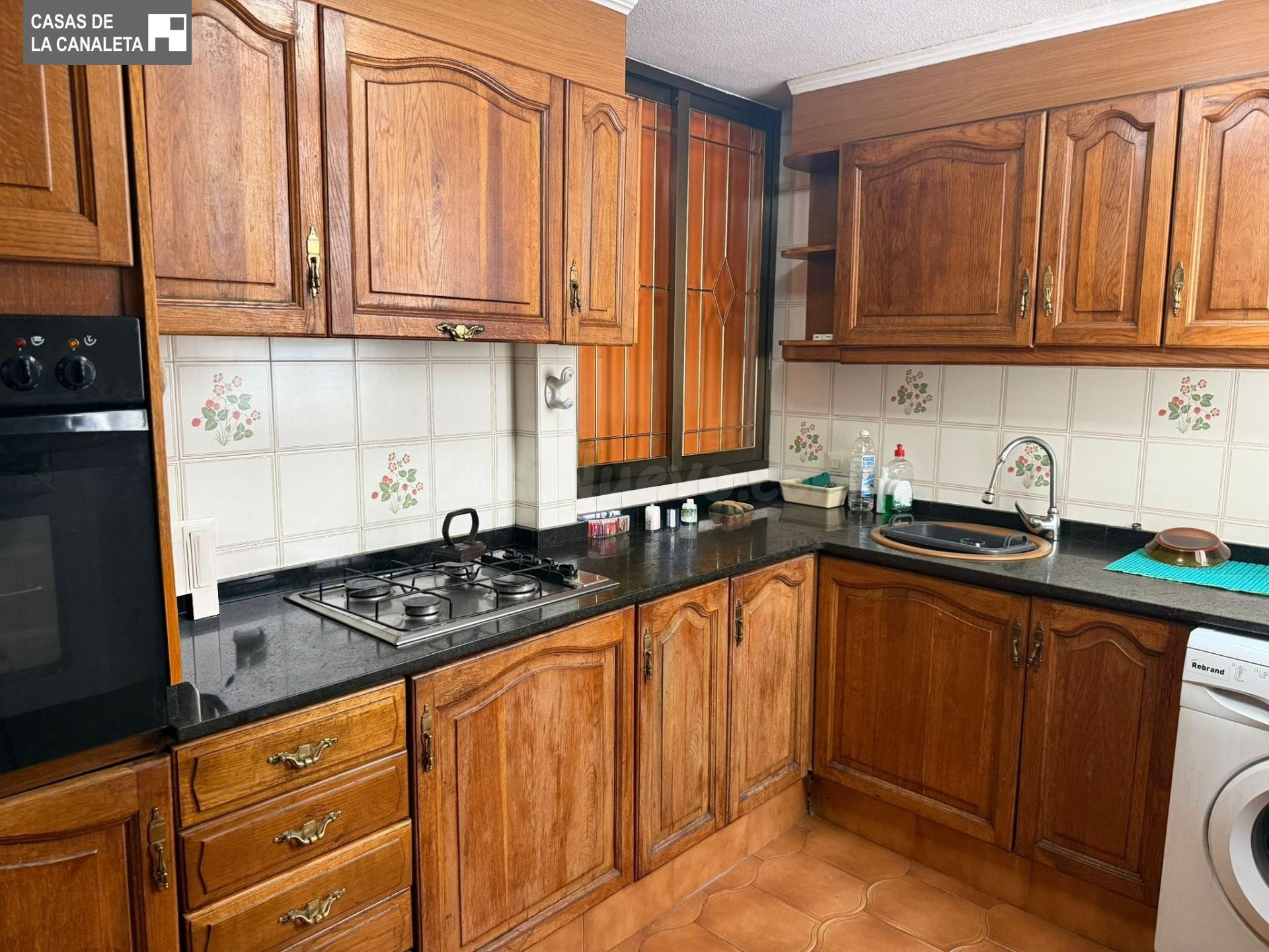 VIVIENDA CON ASCENSOR BUENA OPORTUNIDAD, NO LO DEJES ESCAPAR - foto 5
