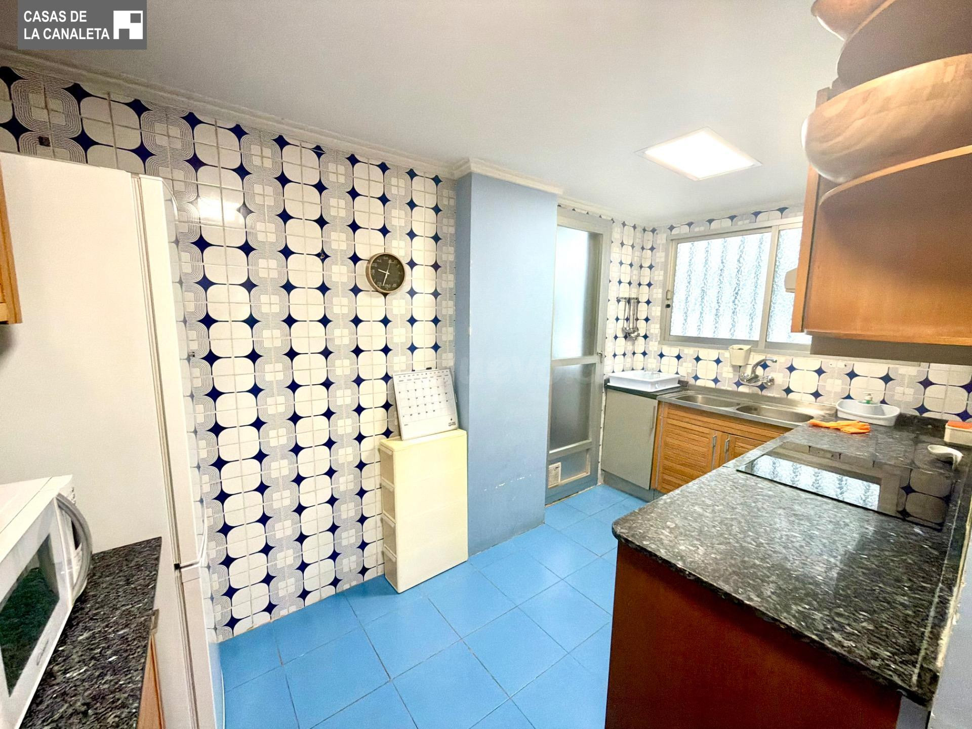 ¡NO LO DEJES ESCAPAR! ¡EXCELENTE ZONA, BUEN PISO! - foto 4