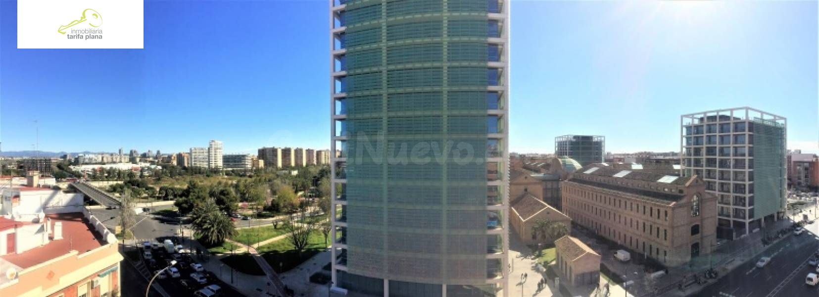 Ático de 90m2 y 50m2 de terraza con vistas al río y al lado  - foto 2