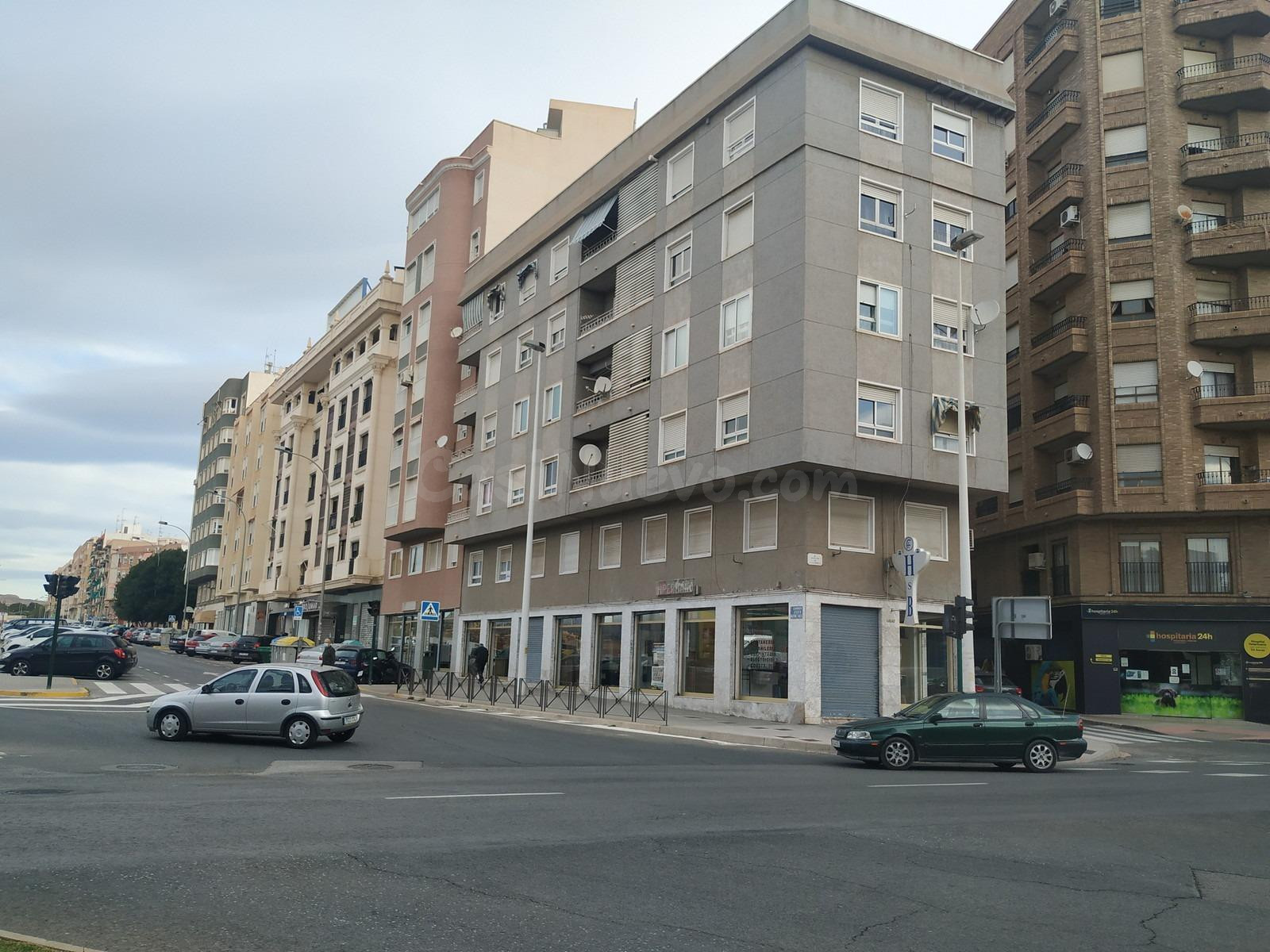 PISO CON INQUILINO - VIVIENDA A RENTABILIDAD - SOLO INVERSORES - foto 3