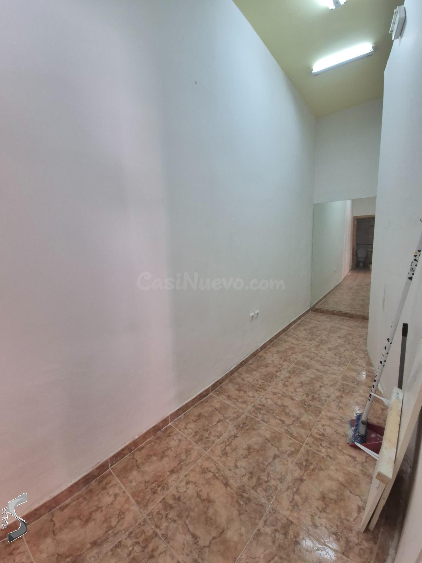 Local comercial 48m² en alquiler - CENTRO - foto 5