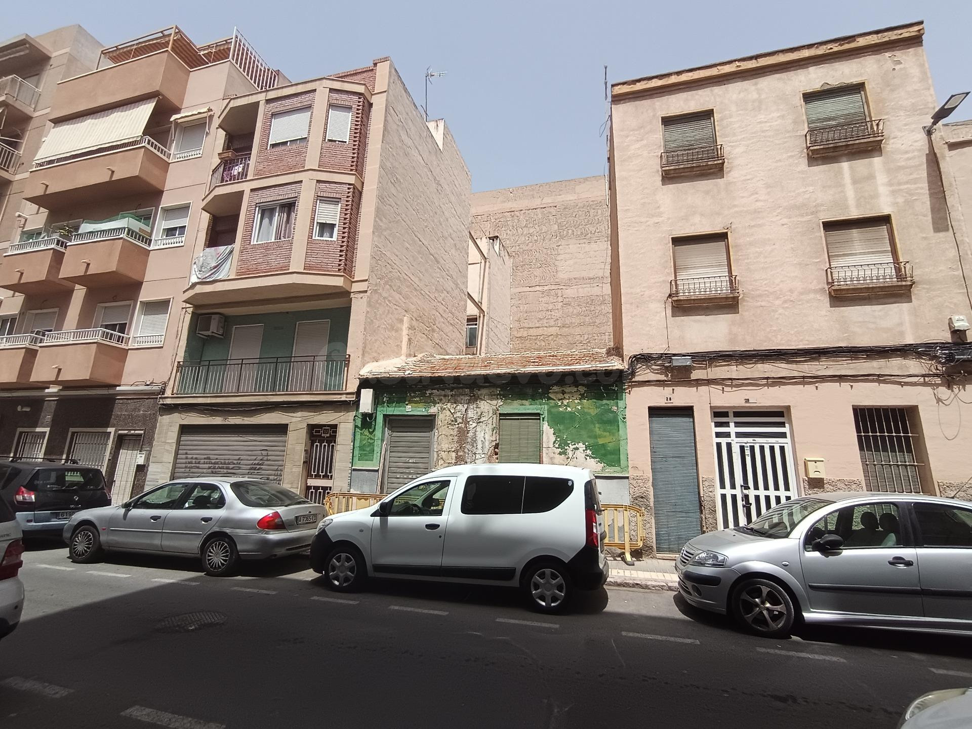 VIVIENDA UNIFAMILIAR PARA REFORMAR
