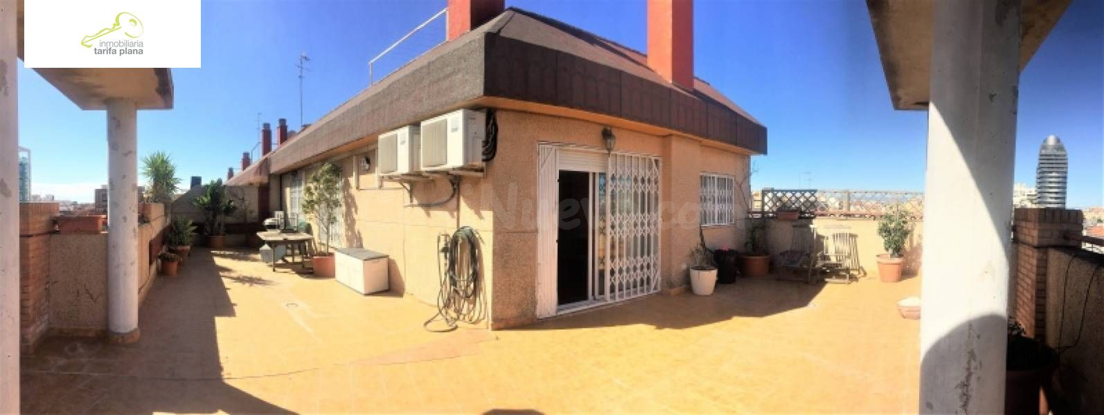 Ático de 90m2 y 50m2 de terraza con vistas al río y al lado 