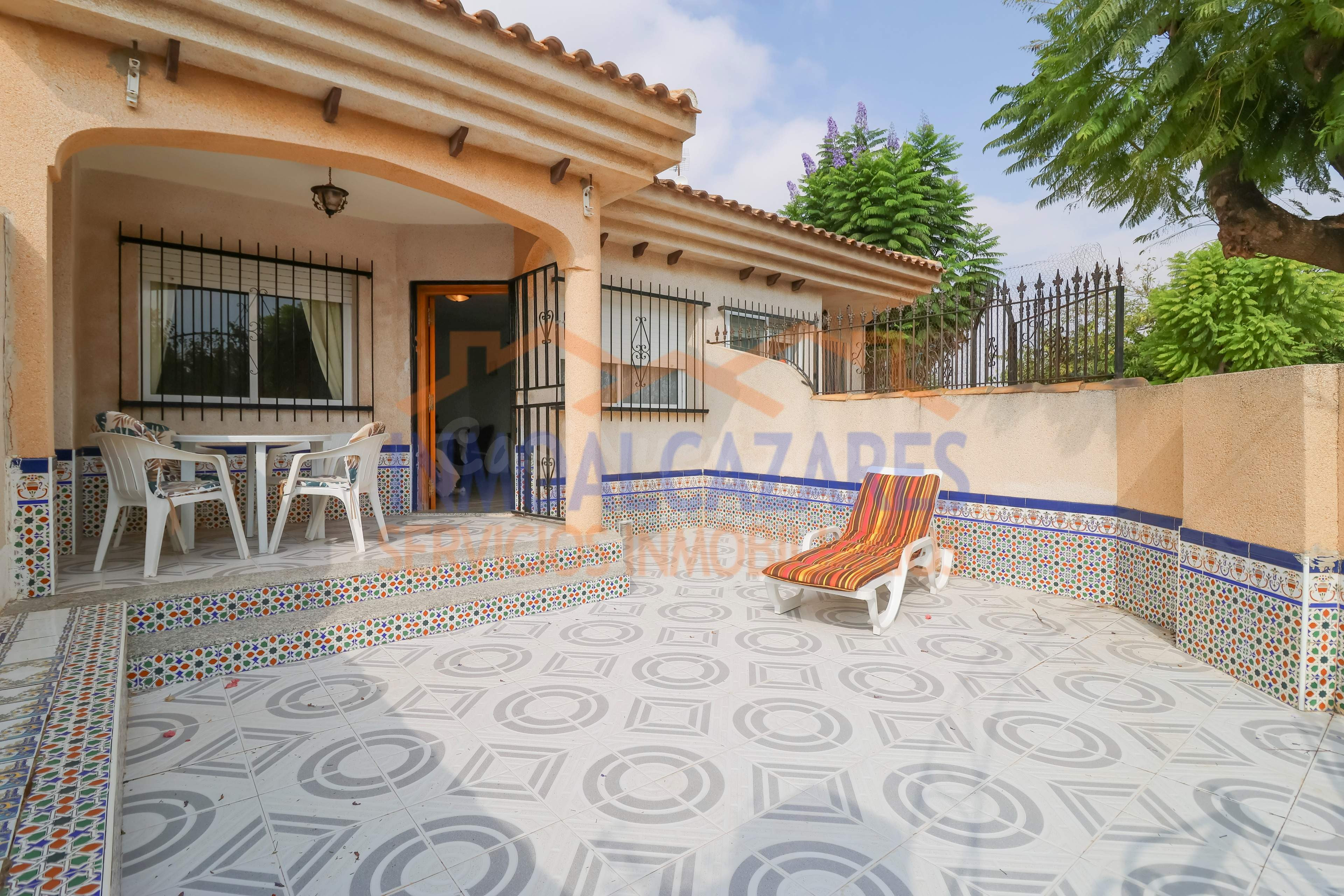 ESTUPENDO DÚPLEX DE 3 habitaciones Y JARDÍN. EN URB. LA NUEVA MARBELLA, LOS ALCAZARES, MURCIA.
