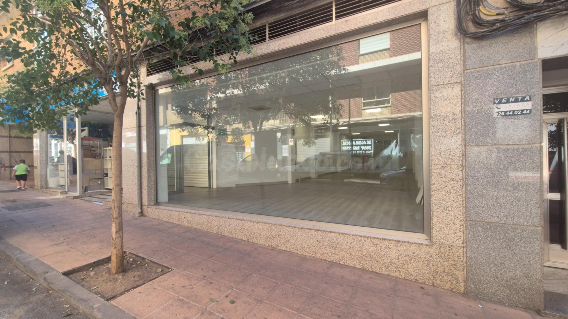 Local comercial 166m² en alquiler - GOYA