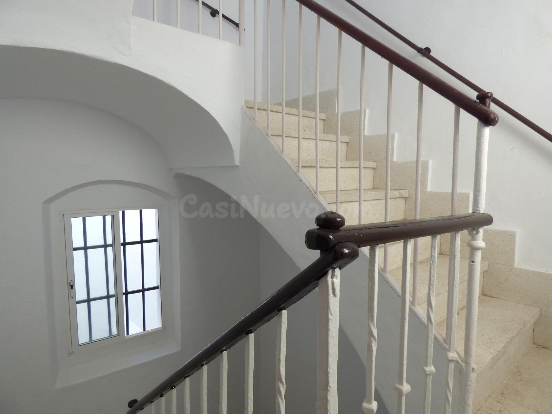 Espacio, luz y una buena ubicación - foto 2