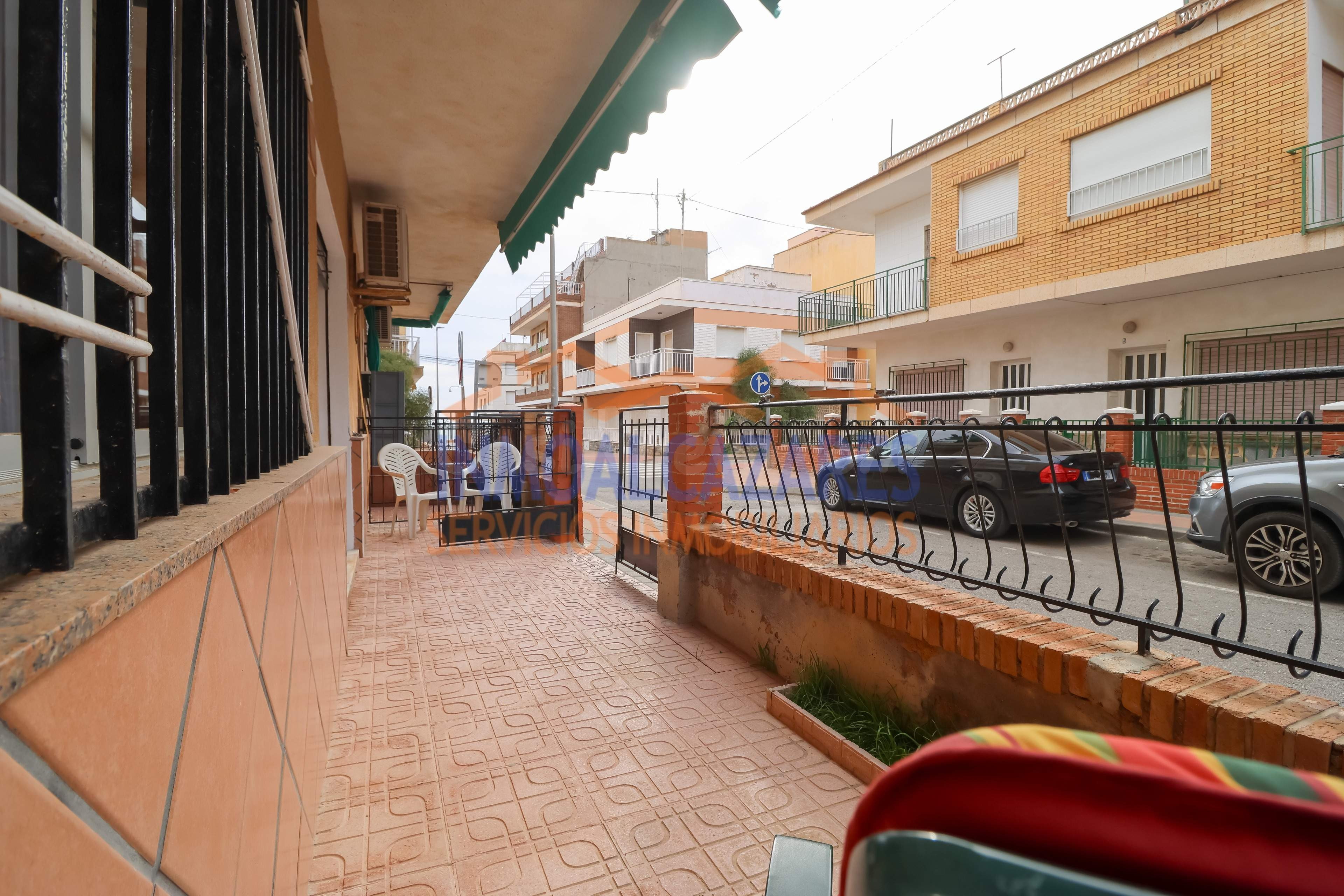 A 80M DE LA PLAYA, APARTAMENTO PLANTA BAJA DE 3 habitaciones Y TERRAZA EN LOS ALCÁZARES, MURCIA - foto 4