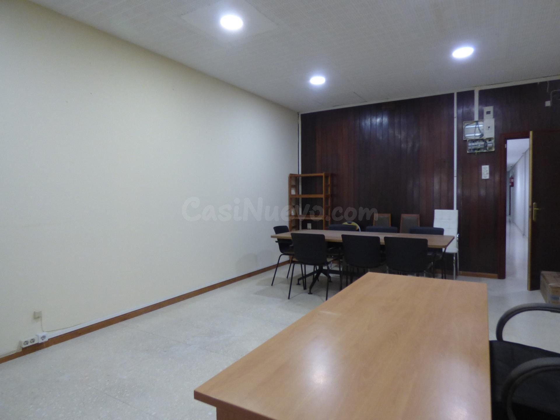 Se vende o alquila oficina en el corazón financiero de Cádiz - foto 3