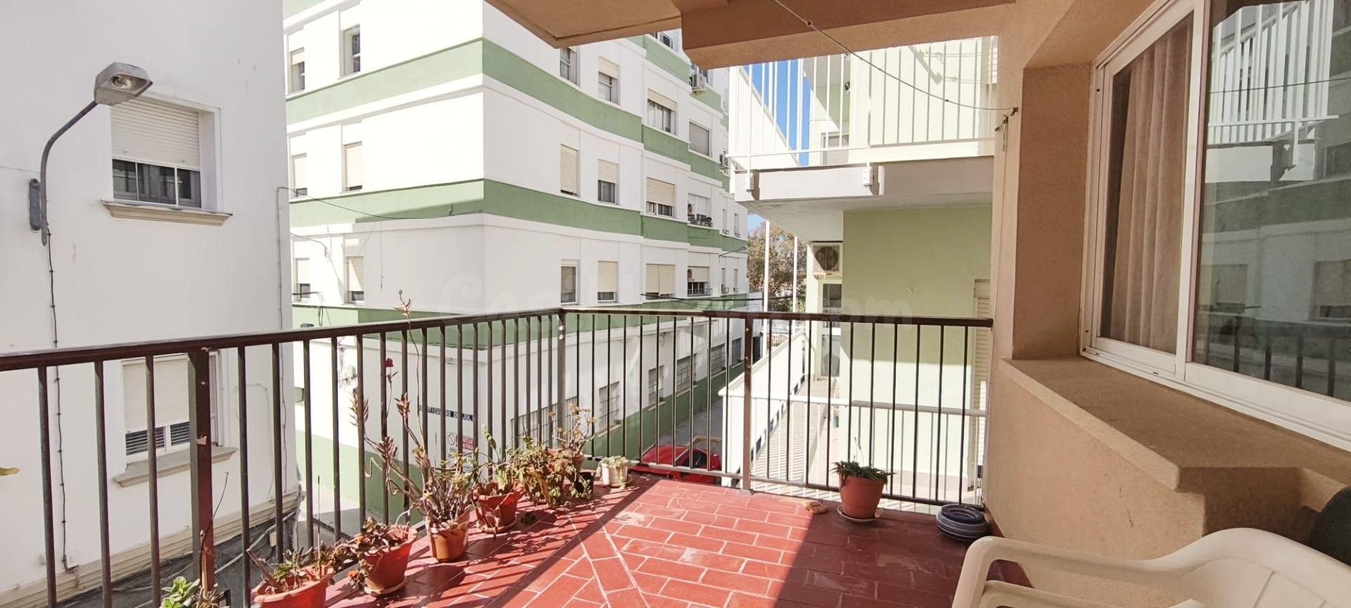 Piso junto a Bahía Blanca con trastero y terraza - foto 2