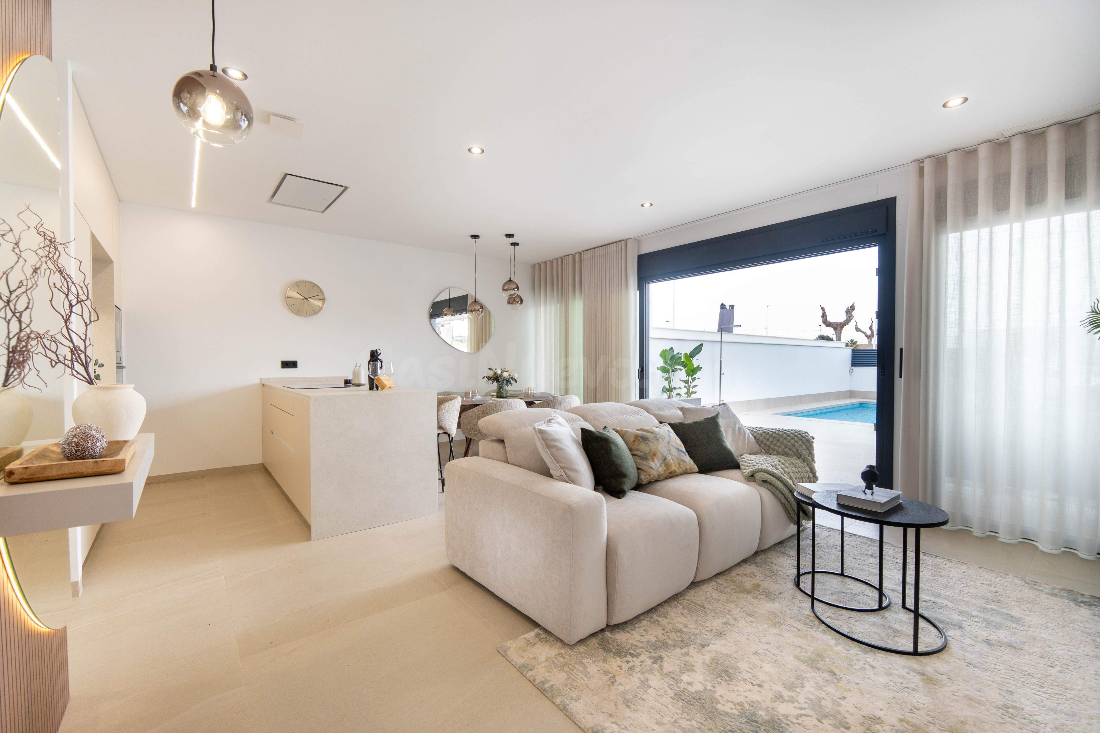 VILLA DE OBRA NUEVA CON 3 DORMITORIOS, 3 BAÑOS, PISCINA PRIV - foto 4