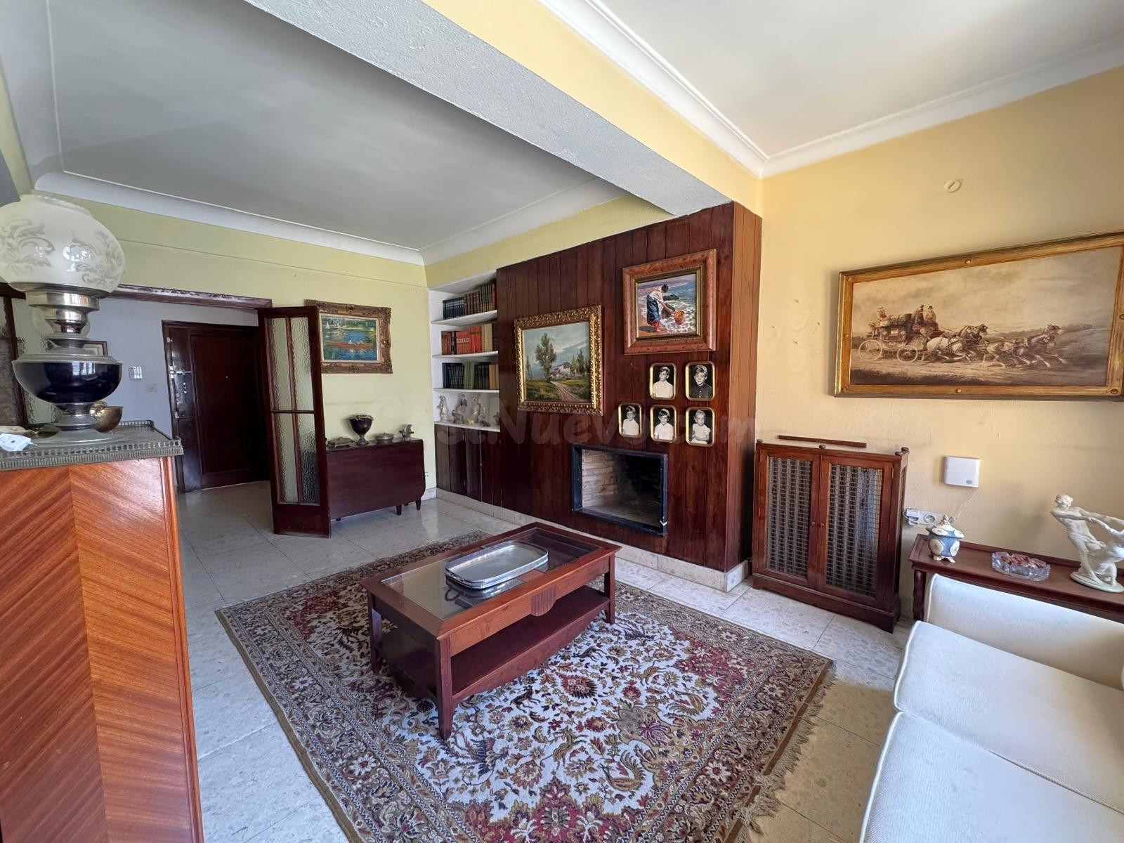 Excelente vivienda con garaje y trastero junto a Comisaria - foto 5