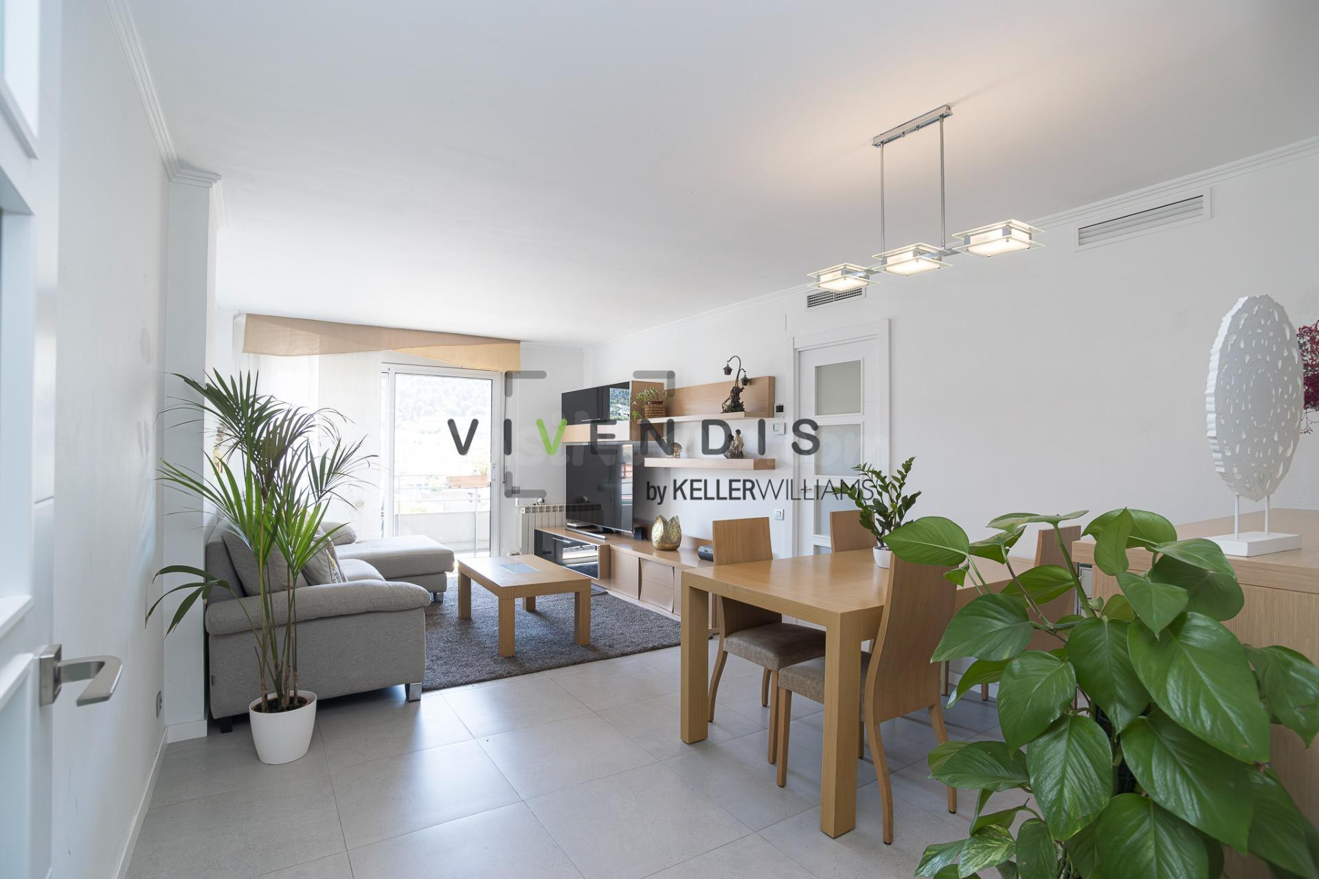 Amplio Piso en Sant Andreu de la Barca - Ideal para Familias